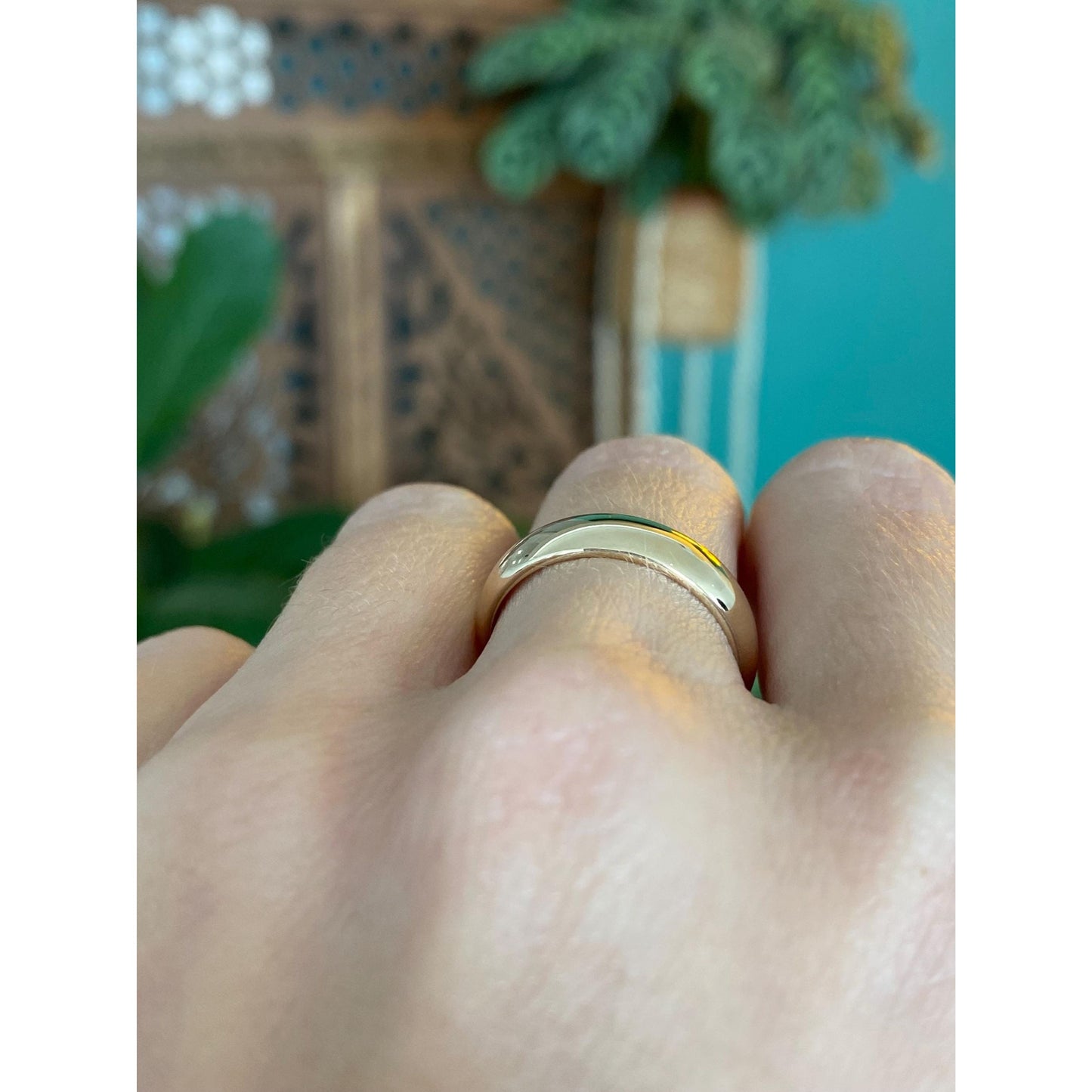 Vintage Solid 14k Yellow Gold Ring Band - Size 7.25