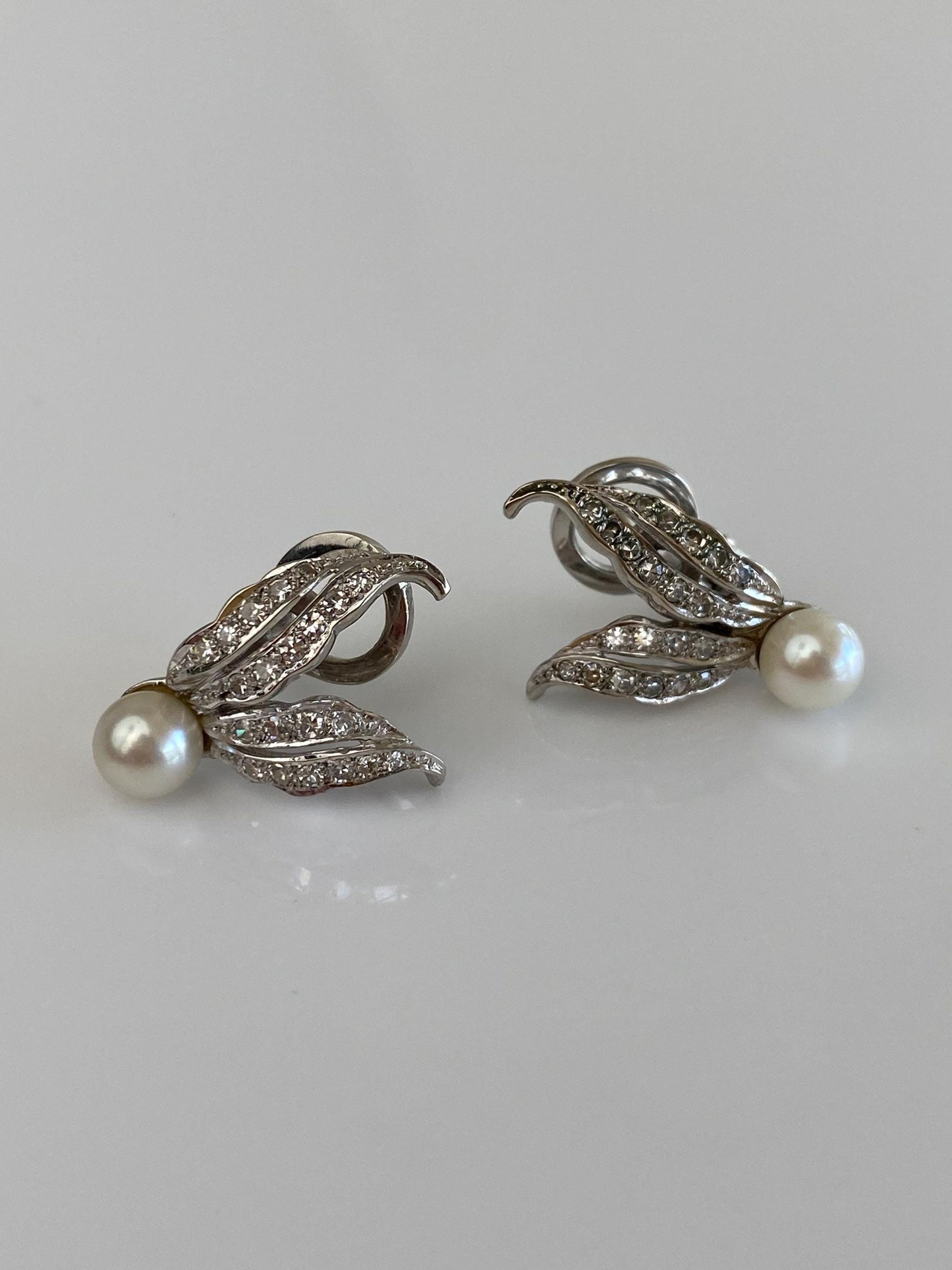 Vintage Solid 14k White Gold Diamonds Pearl Drop Earrings