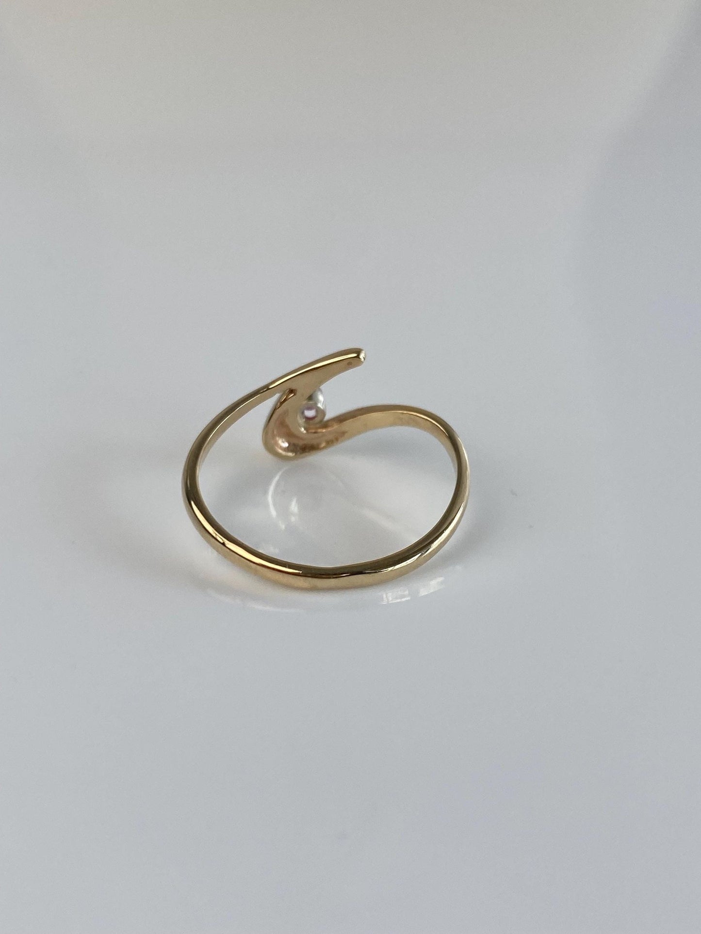 Vintage Solid 14k Yellow Gold Pink Spinel Twist Ring - Size 5.5