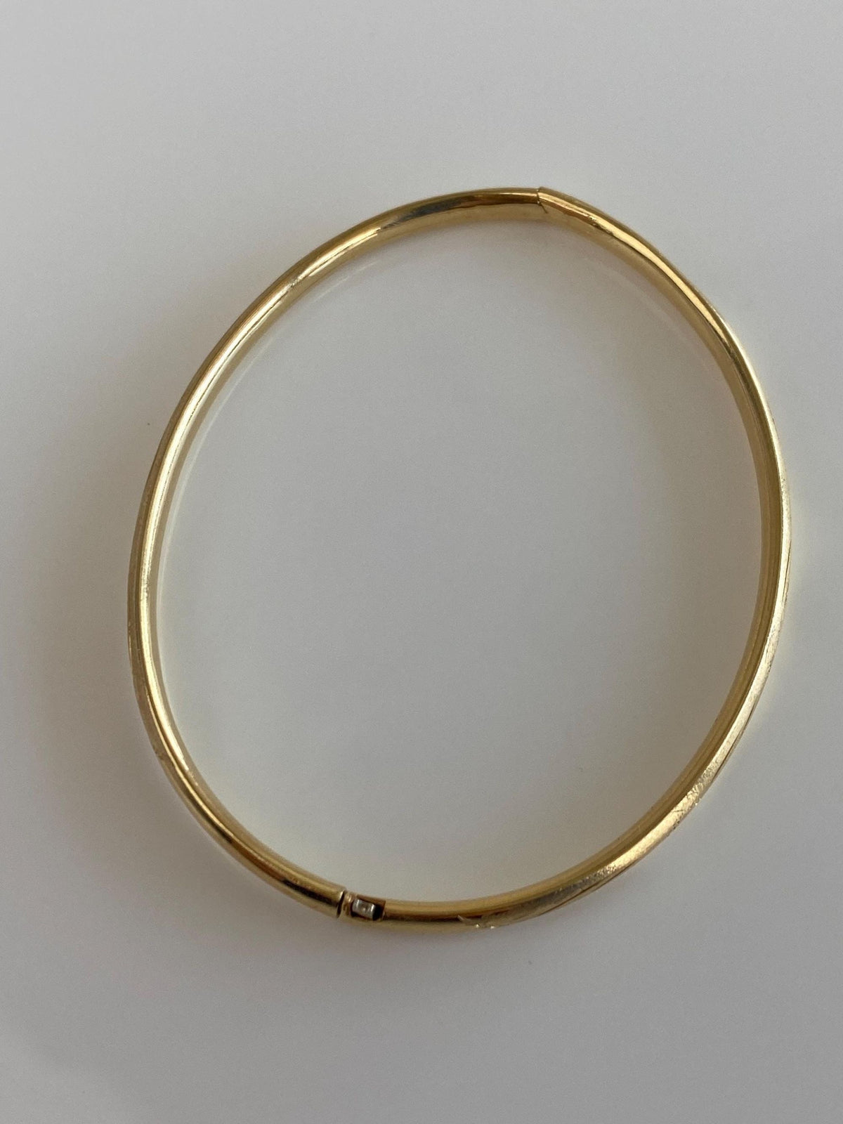 Vintage 14k Yellow Gold Engraved Design Bangle Bracelet - 6 1/2 Inches