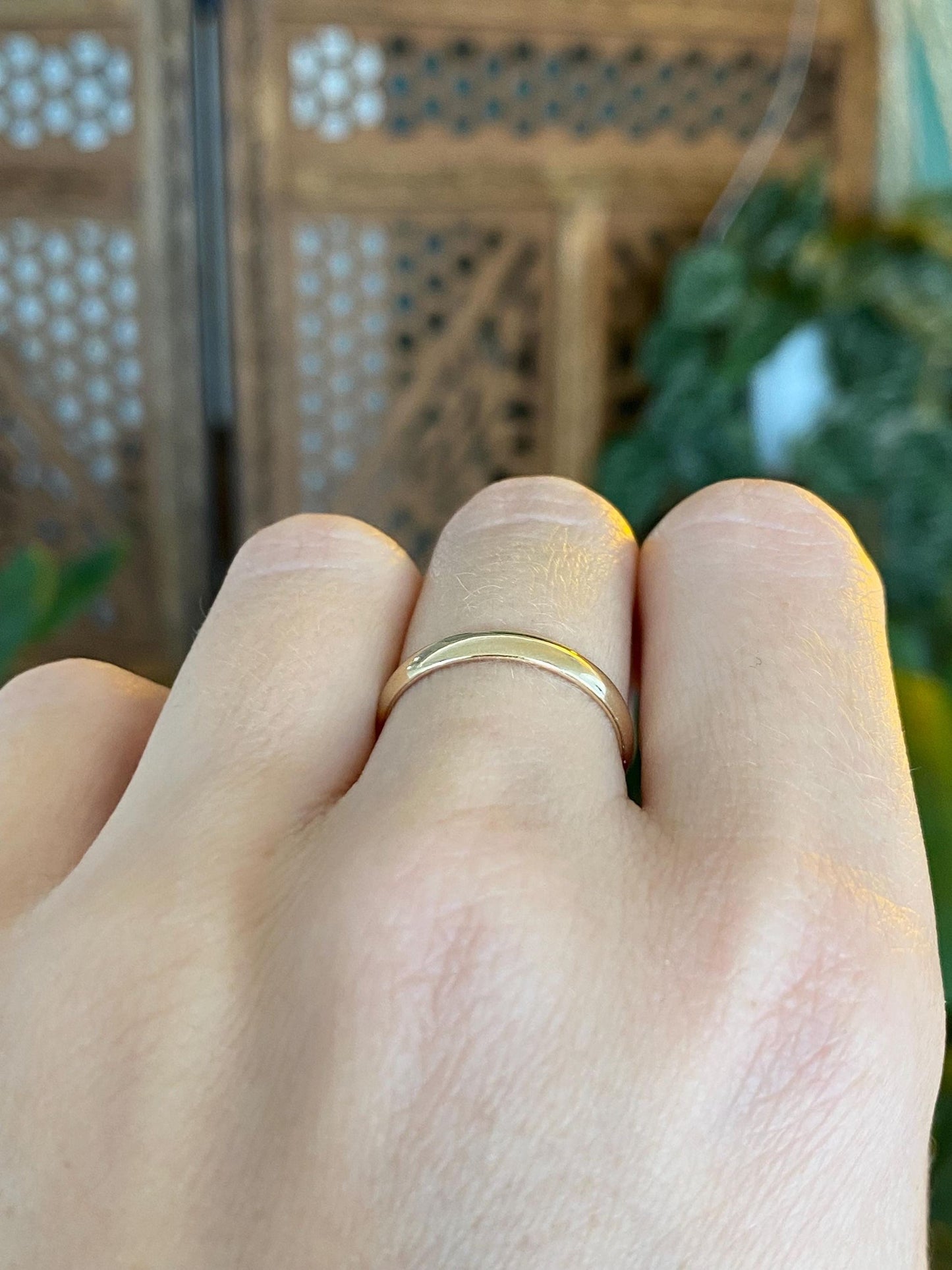 Vintage Solid 14k Yellow Gold Ring Band - Size 7