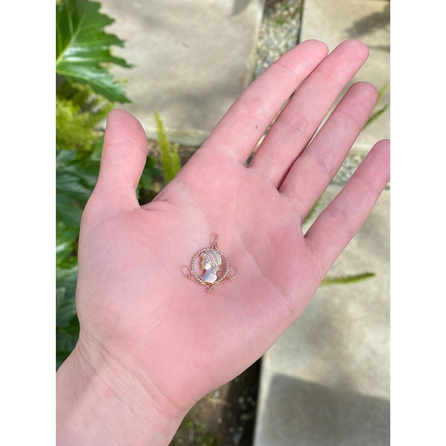 Vintage Solid 14k Rosey Gold Bust Charm