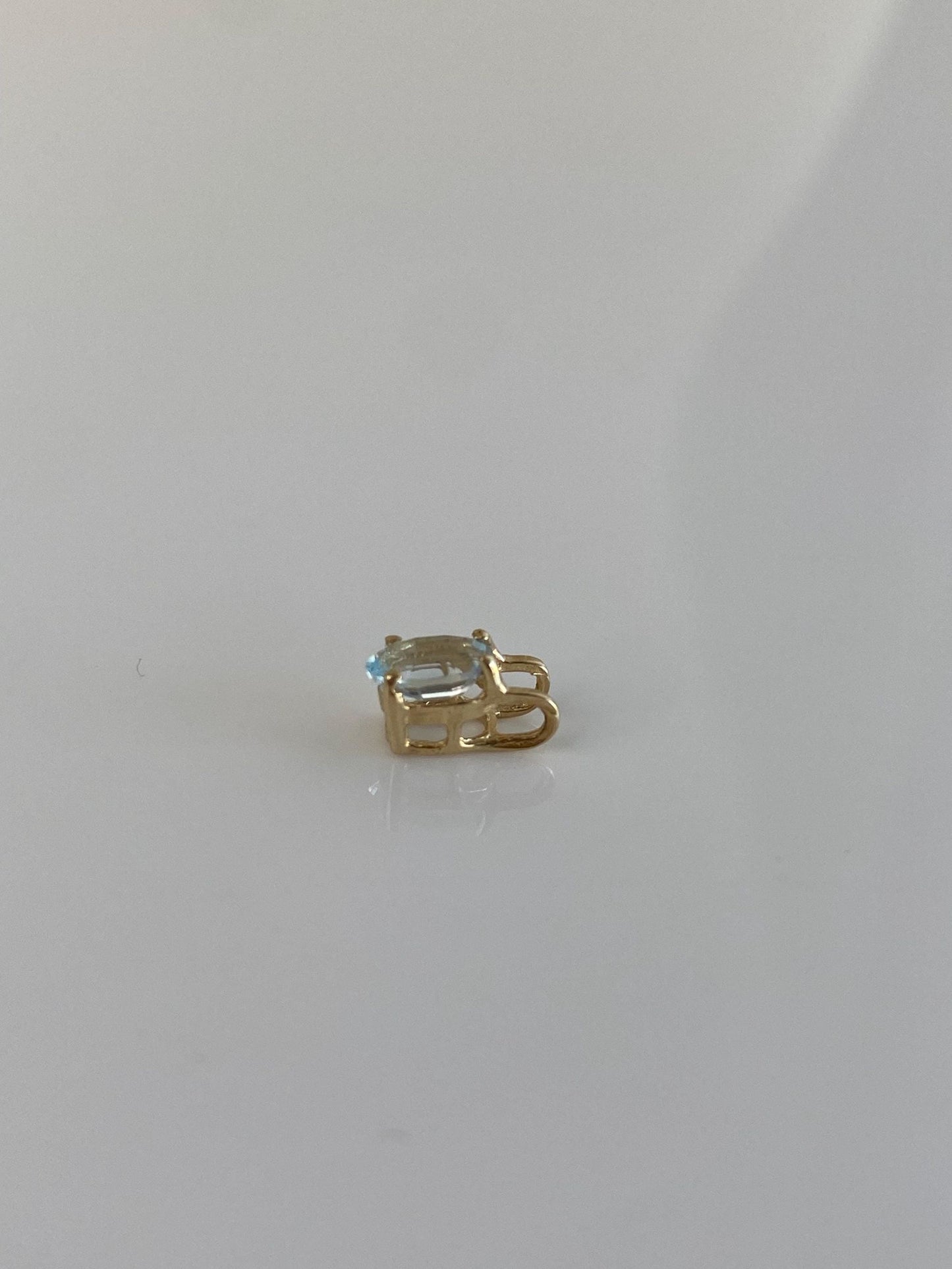 Vintage Solid 14k Yellow Gold Little Topaz Charm