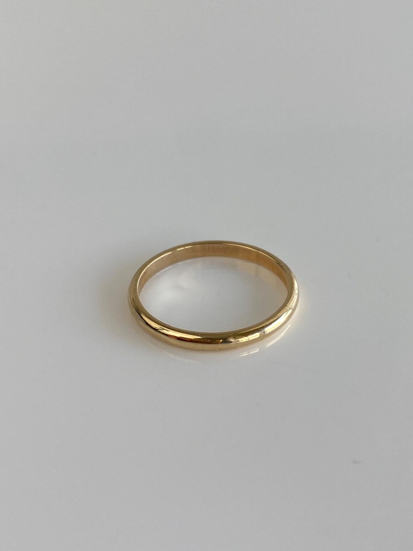 Vintage Solid 10k Yellow Gold Slim Ring Band - Size 7