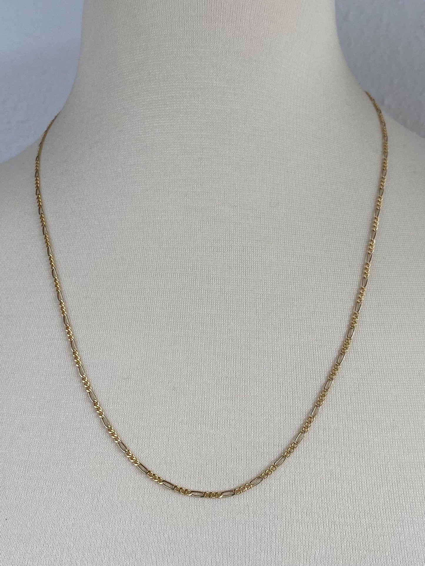 Vintage 18k Yellow Gold Figaro Chain Necklace - 24 inches