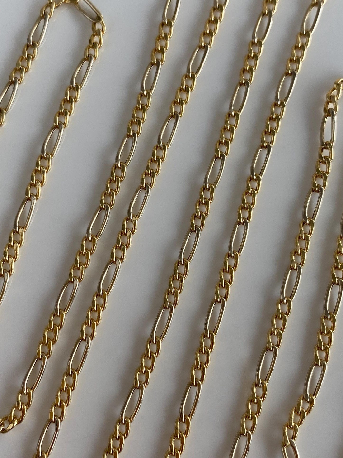 Vintage 18k Yellow Gold Figaro Chain Necklace - 24 inches