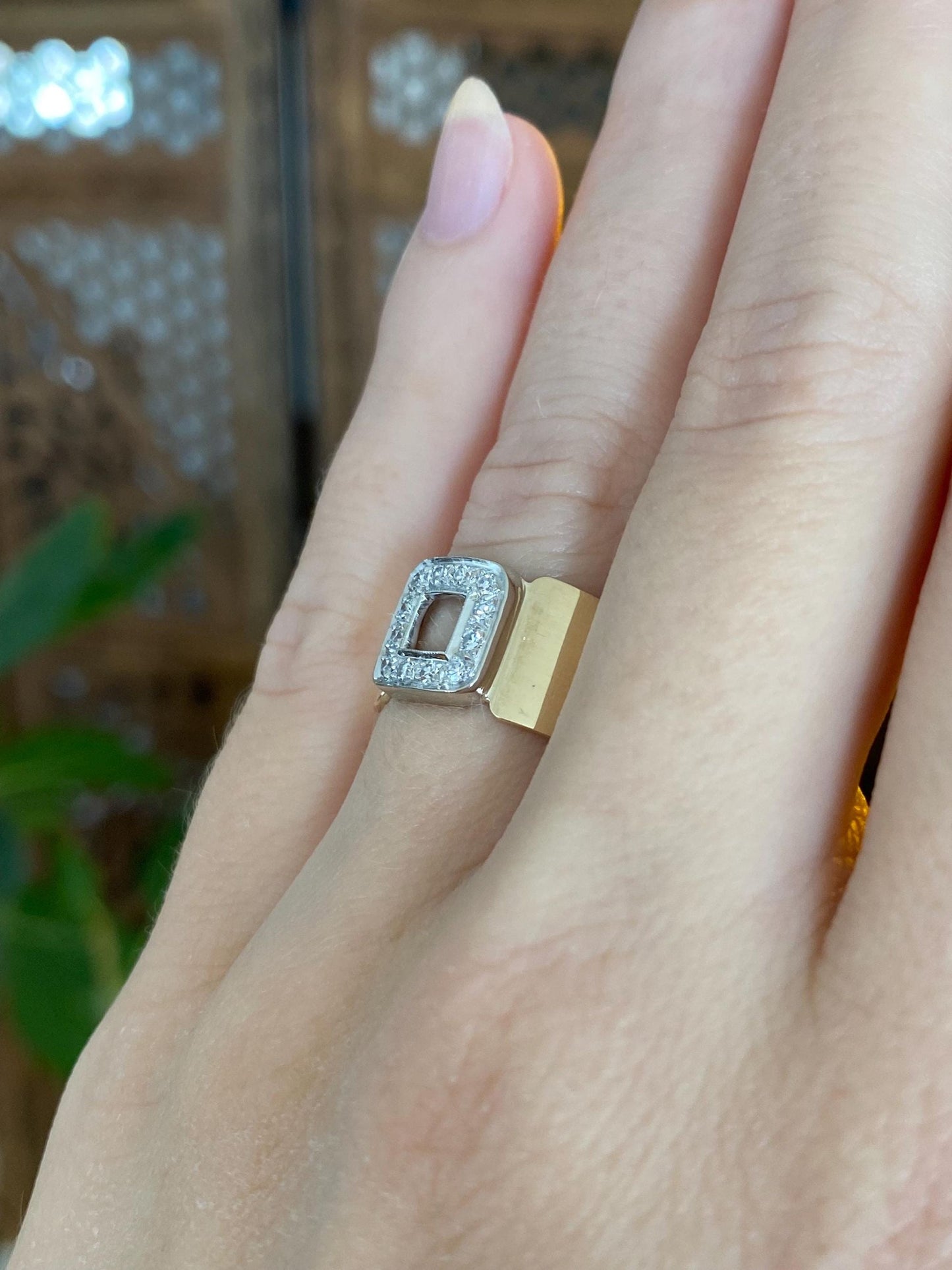 Vintage Solid 14k White & Yellow Gold Diamond Ring Band - Size 6.25