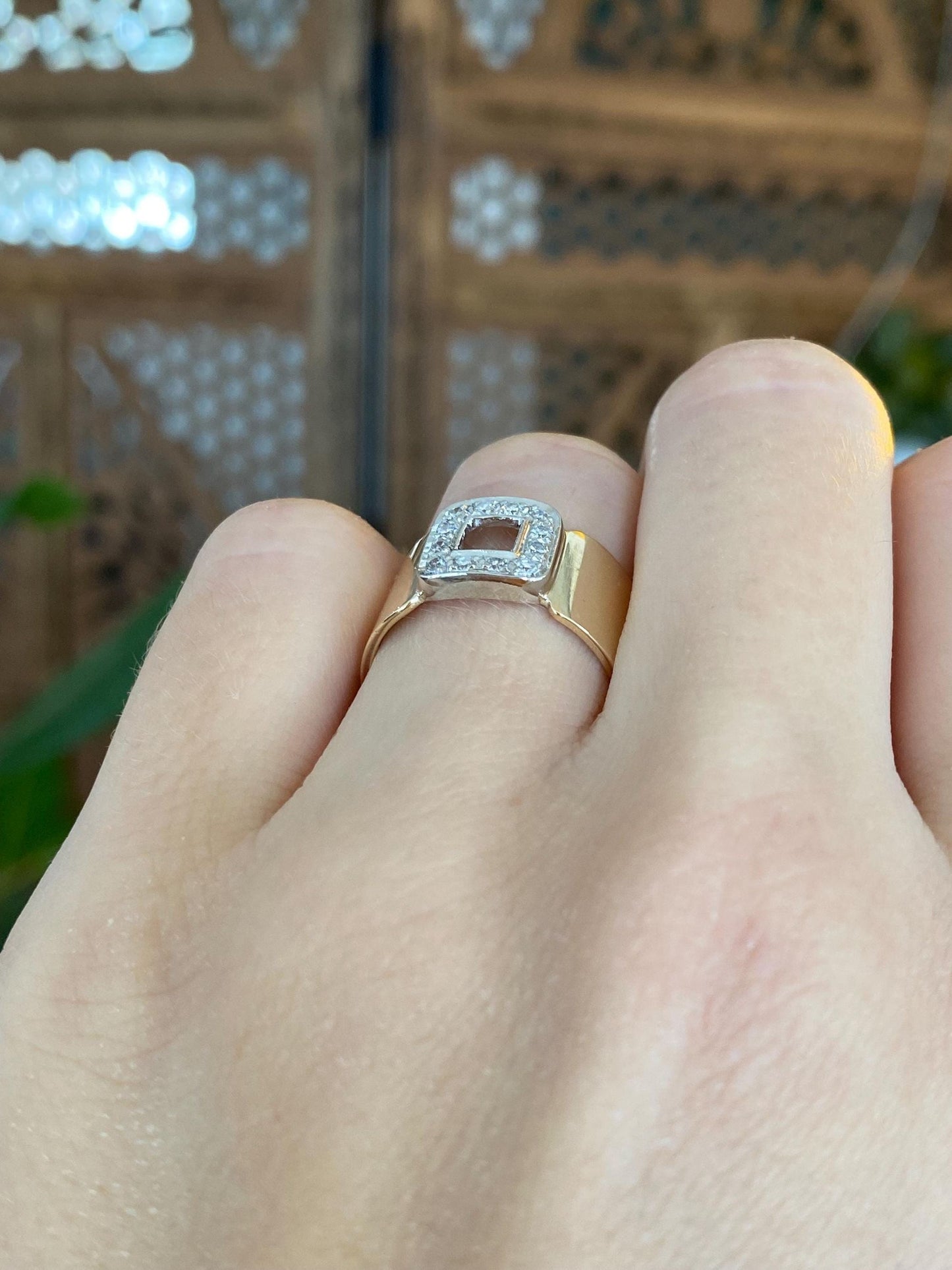 Vintage Solid 14k White & Yellow Gold Diamond Ring Band - Size 6.25