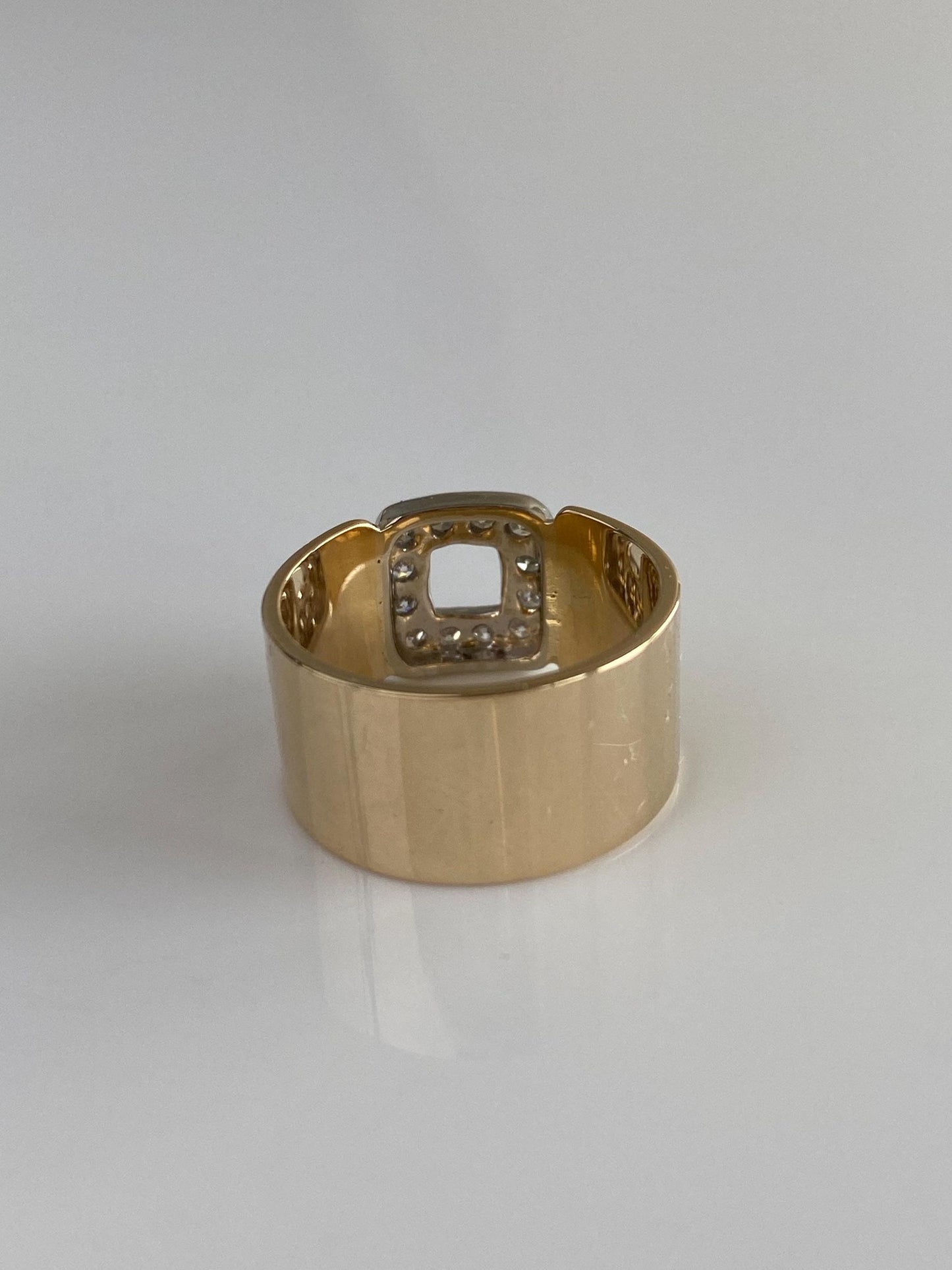 Vintage Solid 14k White & Yellow Gold Diamond Ring Band - Size 6.25