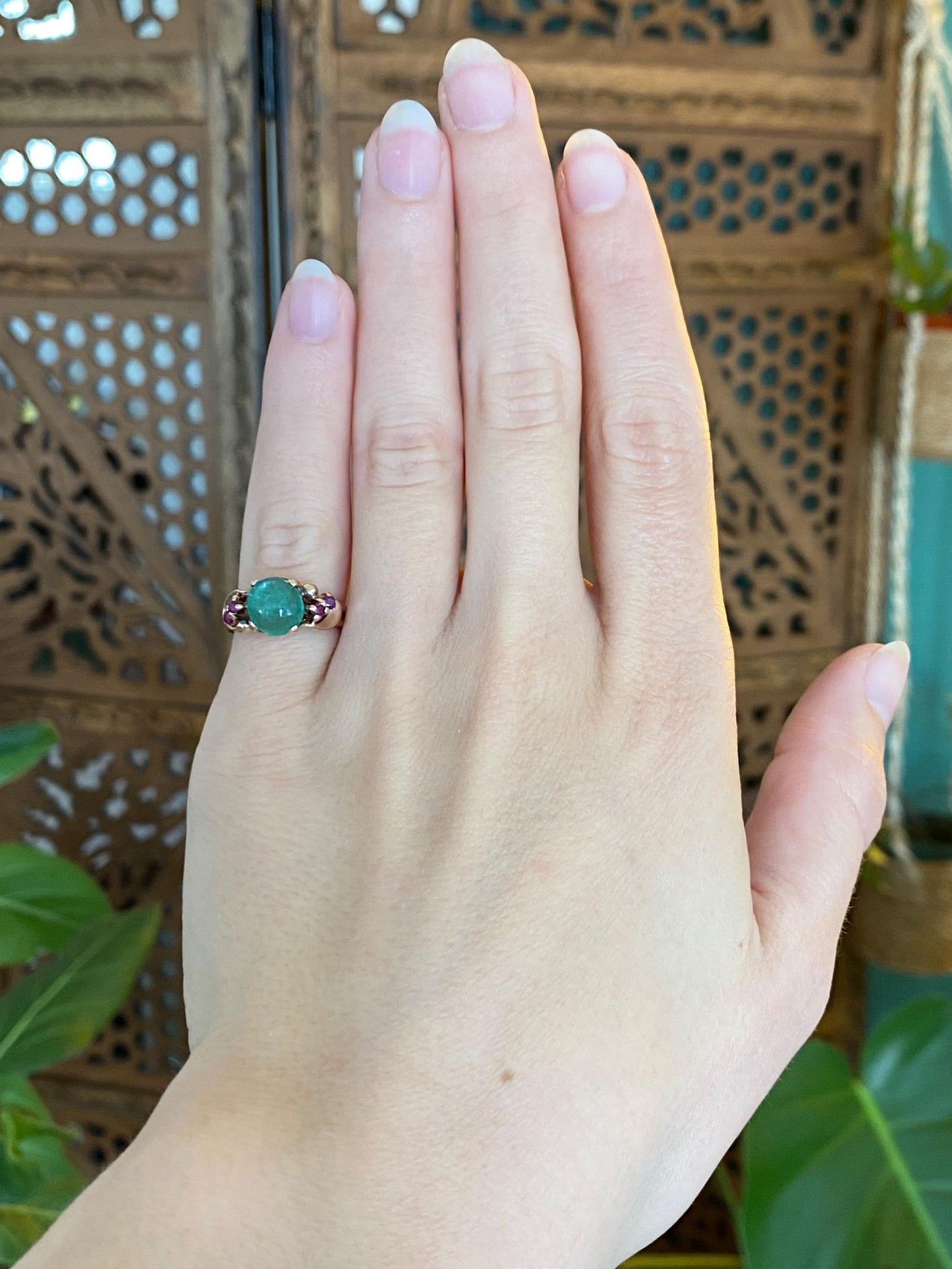 Vintage Solid 14k Yellow Gold Emerald Cabochon Pink Sapphire Ring - Size 4.25