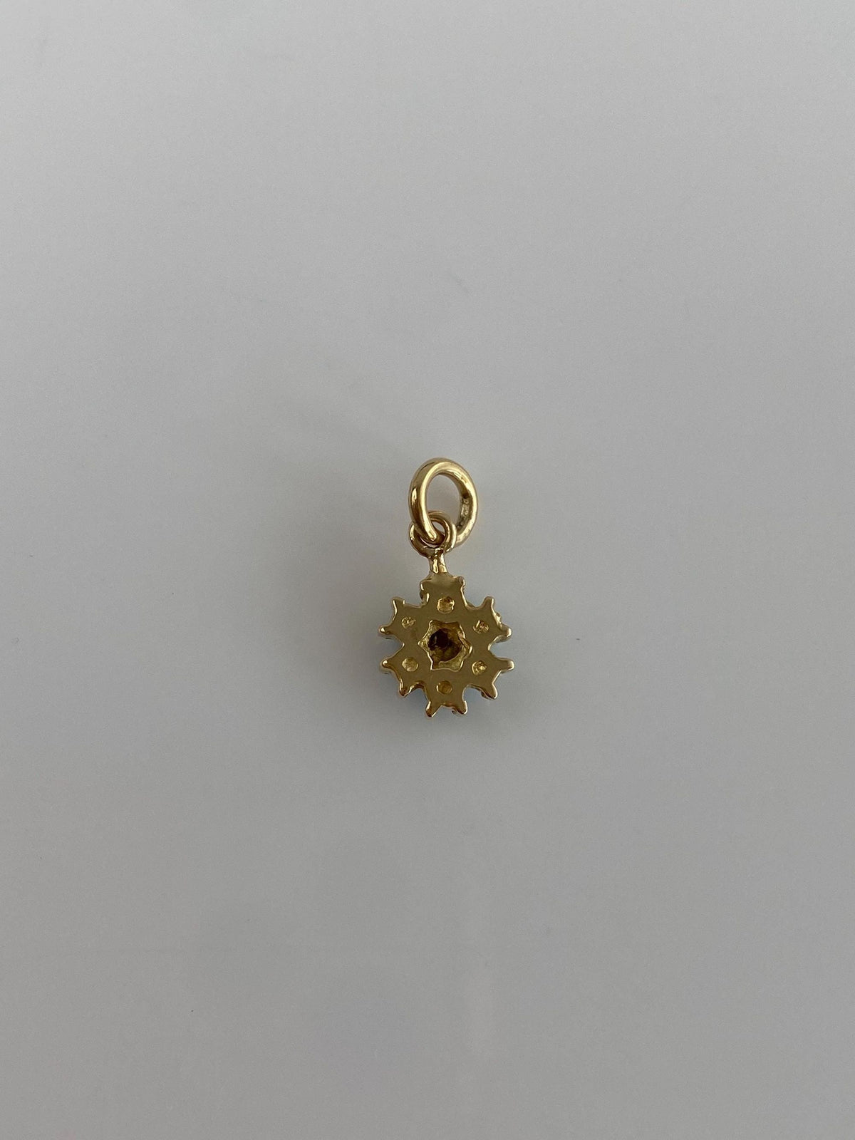 Vintage Solid 18k Yellow Gold Pink Sapphire Turquoise Flower Charm