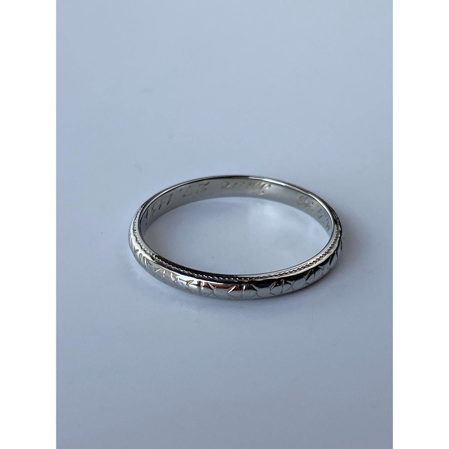 Vintage Solid 18k White Gold Designed Miligrain Ring Band - Size 6.75