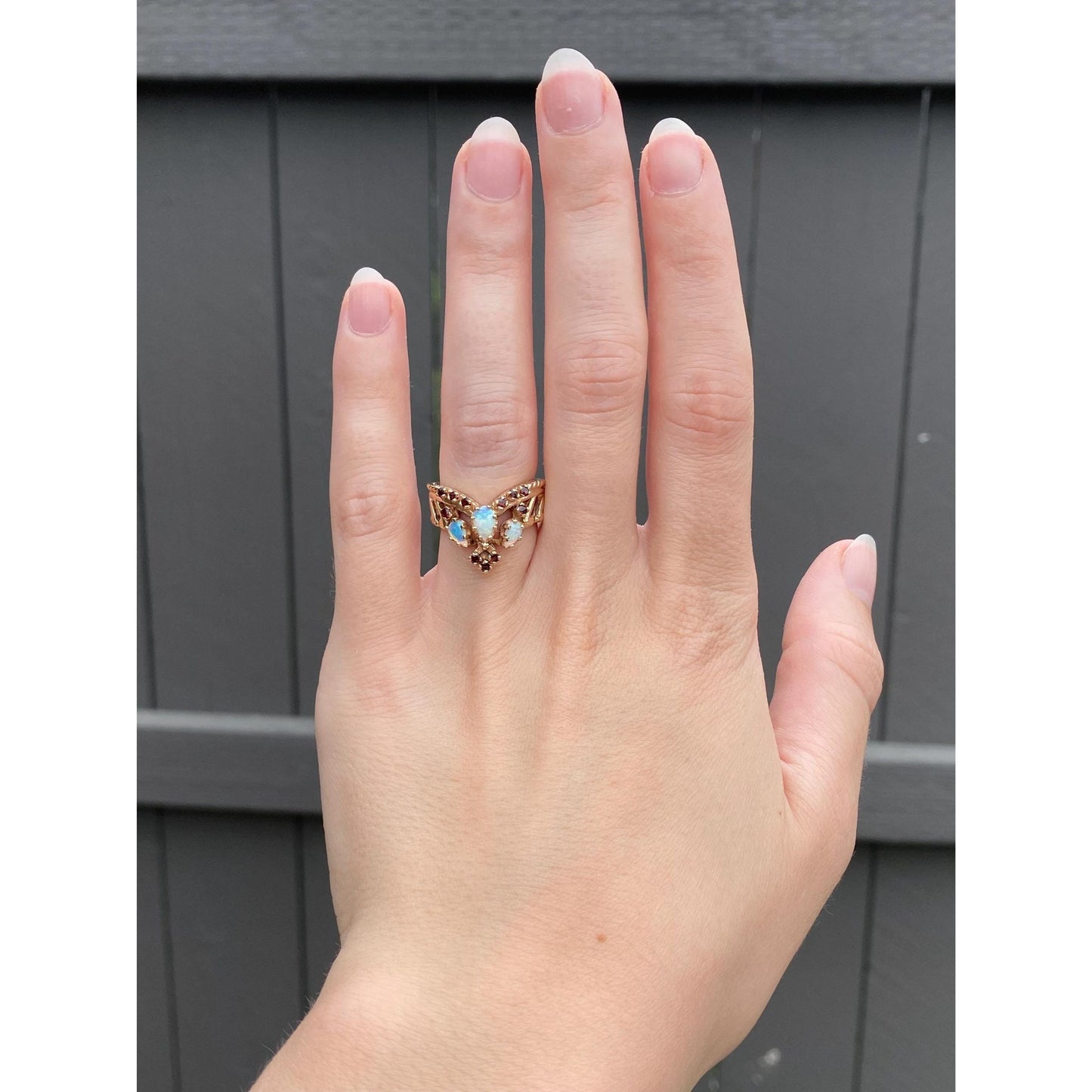 Vintage Solid 10k Yellow Gold Opal Garnet Chevron Ring - Size 5.25