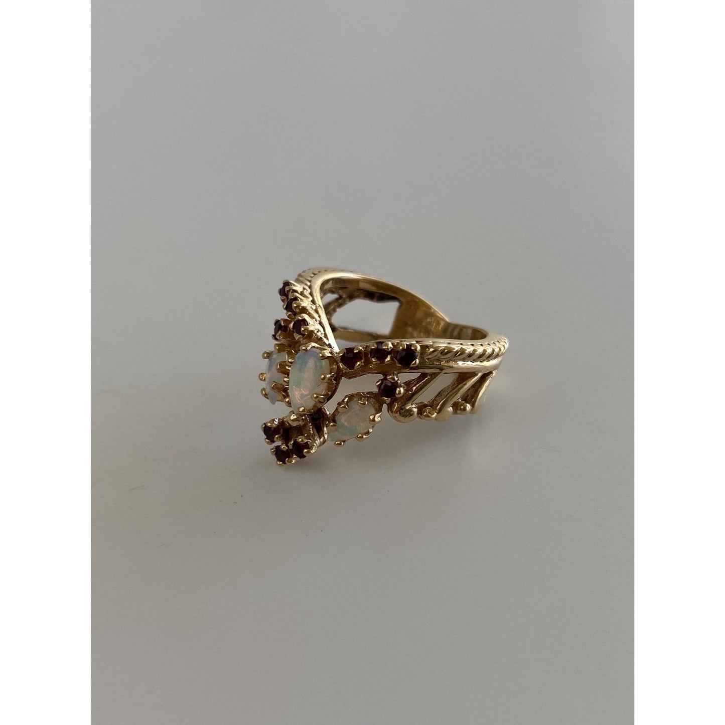 Vintage Solid 10k Yellow Gold Opal Garnet Chevron Ring - Size 5.25