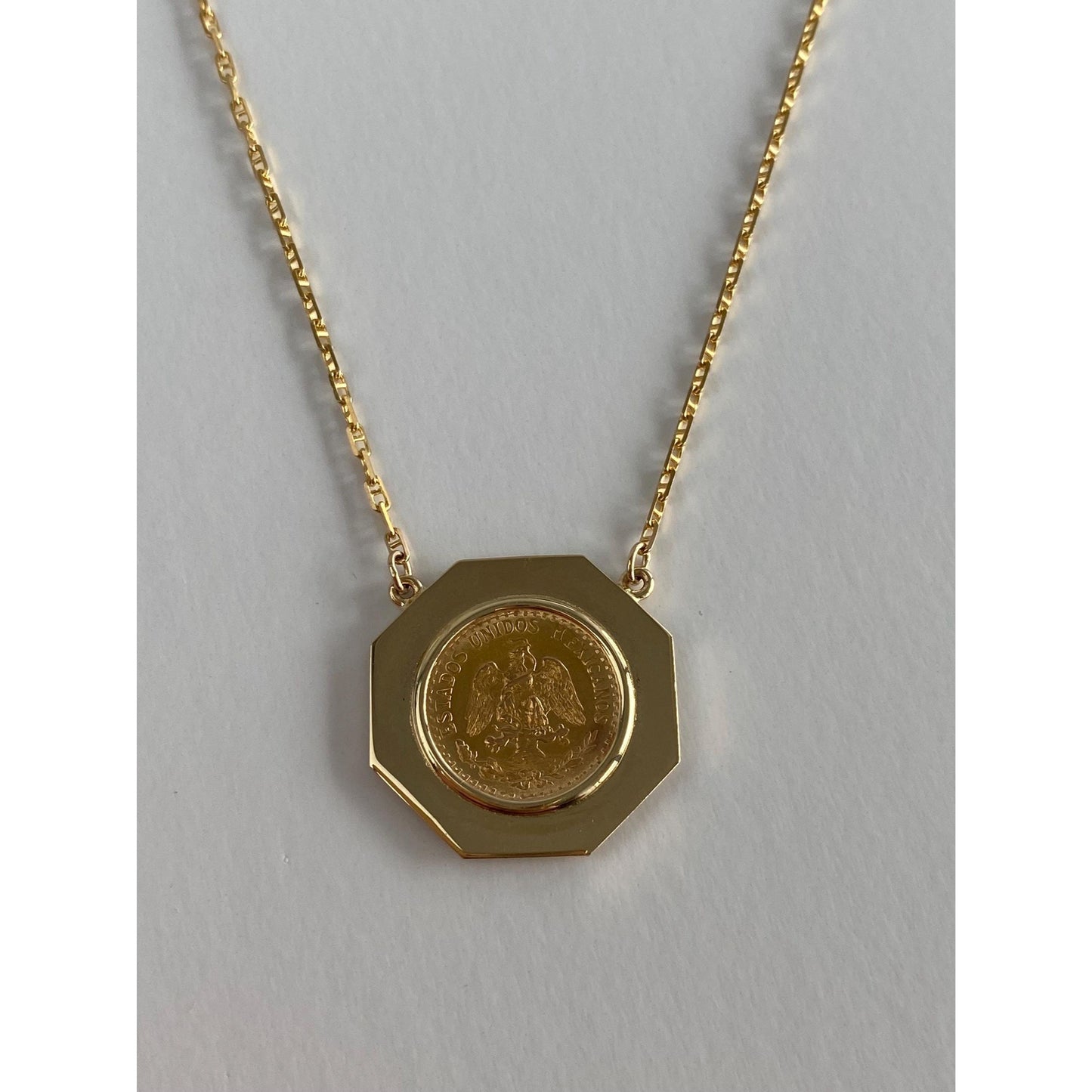 Vintage Solid 14k Yellow Gold Dos Peso Coin Mariner Link Chain Necklace - 20.75 inches