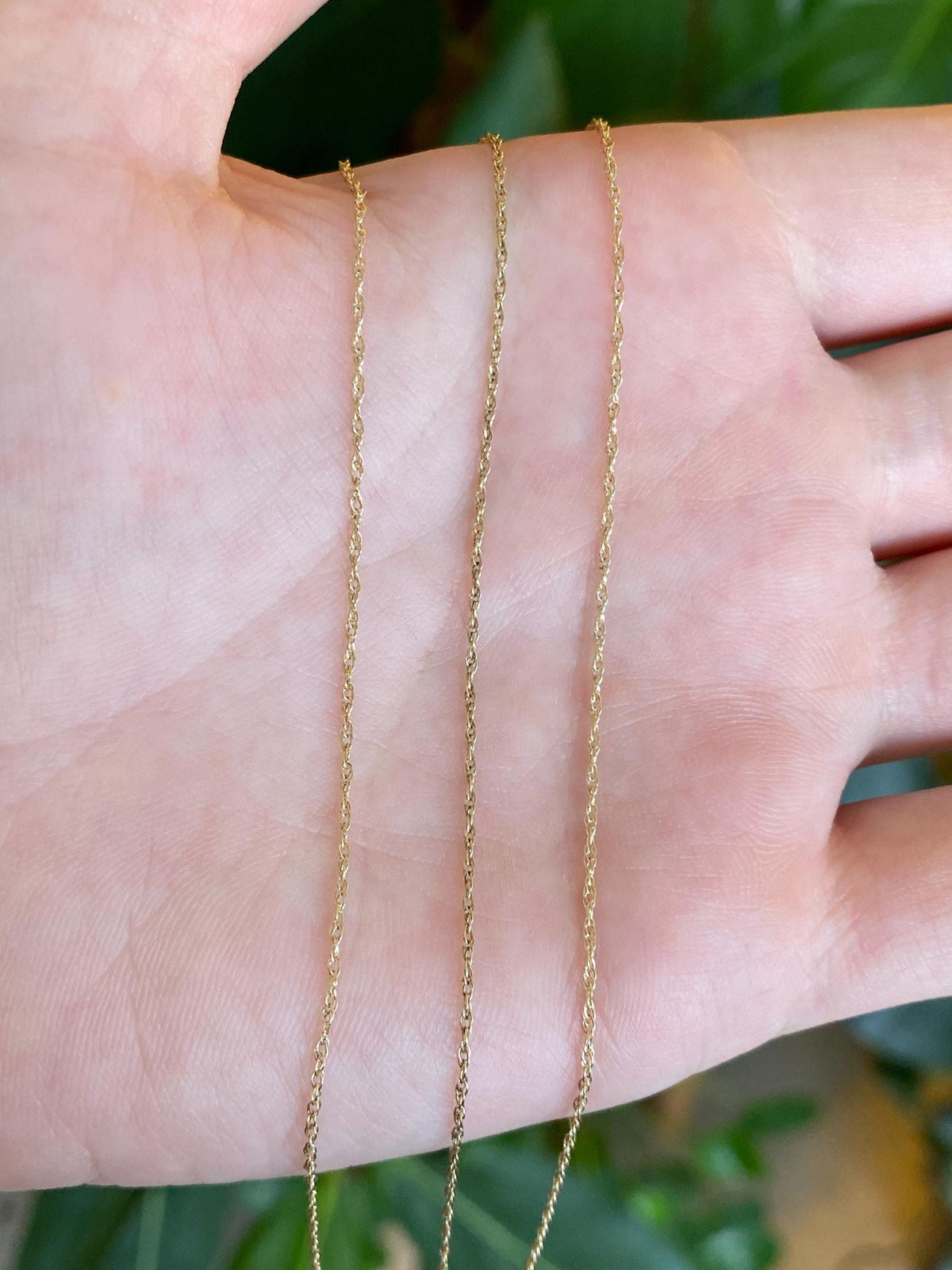 Vintage Solid 10k Yellow Gold Dainty Chain Necklace - 16.25 inches