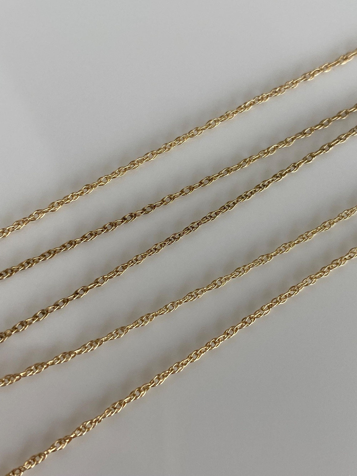 Vintage Solid 10k Yellow Gold Dainty Chain Necklace - 16.25 inches