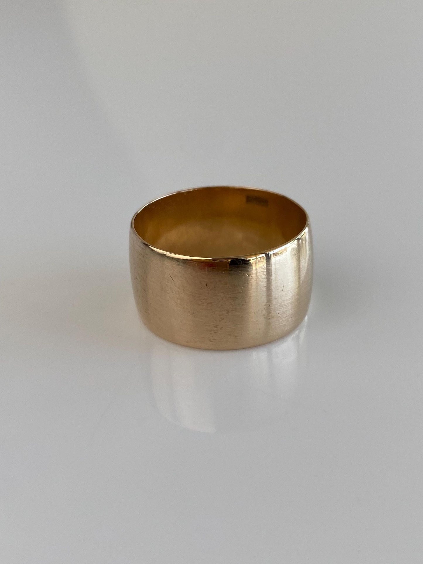 Vintage Solid 10k Yellow Gold Satin Wide Ring Band - Size 9.5