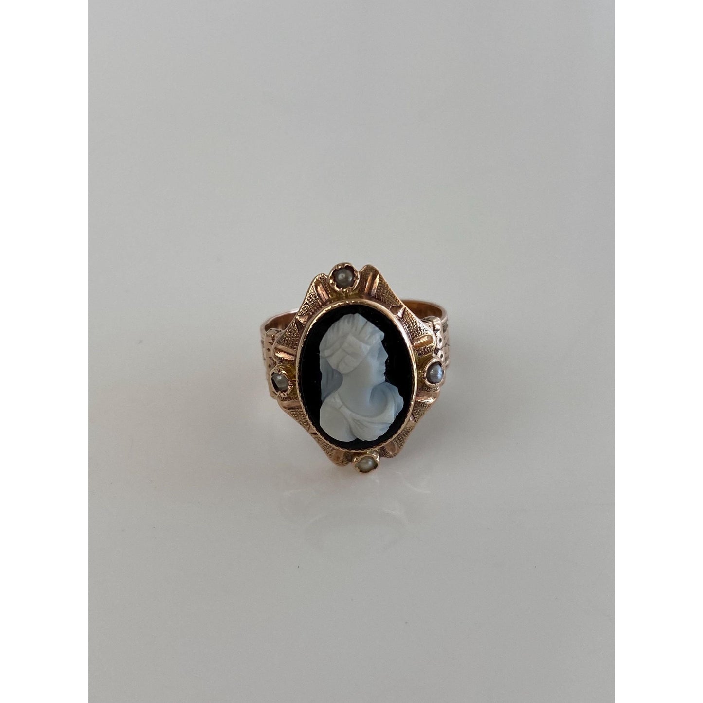 Vintage Solid 10k Rosey Gold Seed Pearl Cameo Ring - Size 3.75