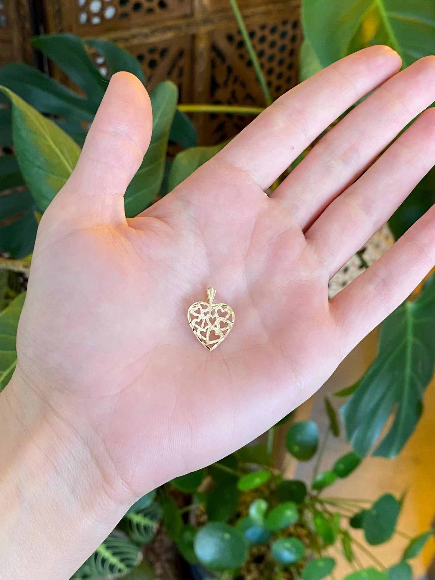 Vintage Solid 14k Yellow Gold Open Work Hearts Heart Charm