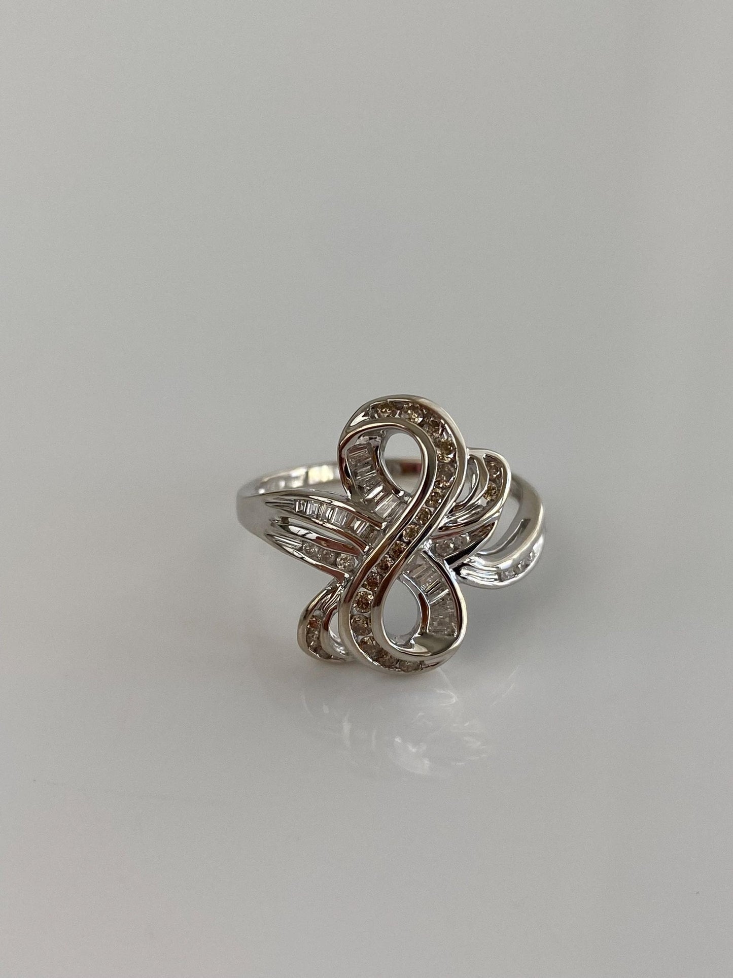 Vintage Solid 14k White Gold Champagne Diamond Ring - Size 9.25