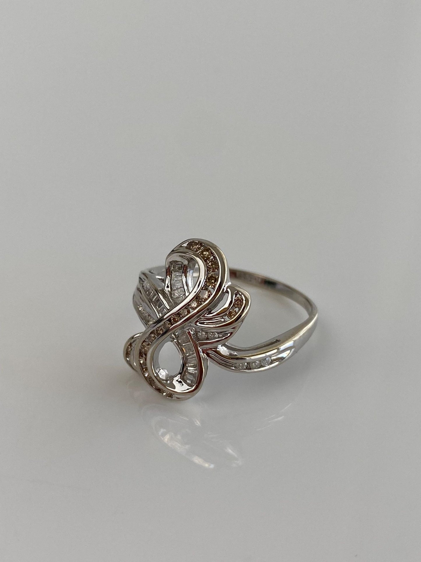 Vintage Solid 14k White Gold Champagne Diamond Ring - Size 9.25