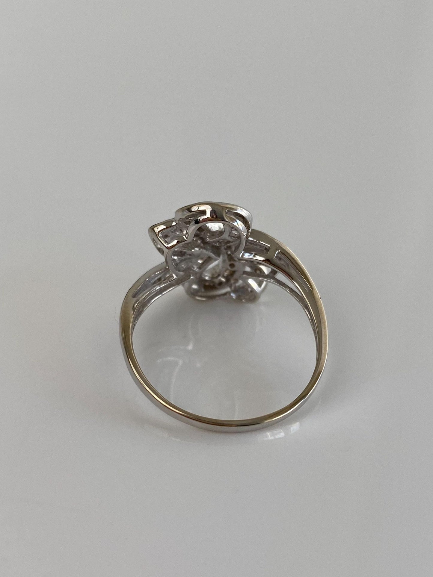 Vintage Solid 14k White Gold Champagne Diamond Ring - Size 9.25