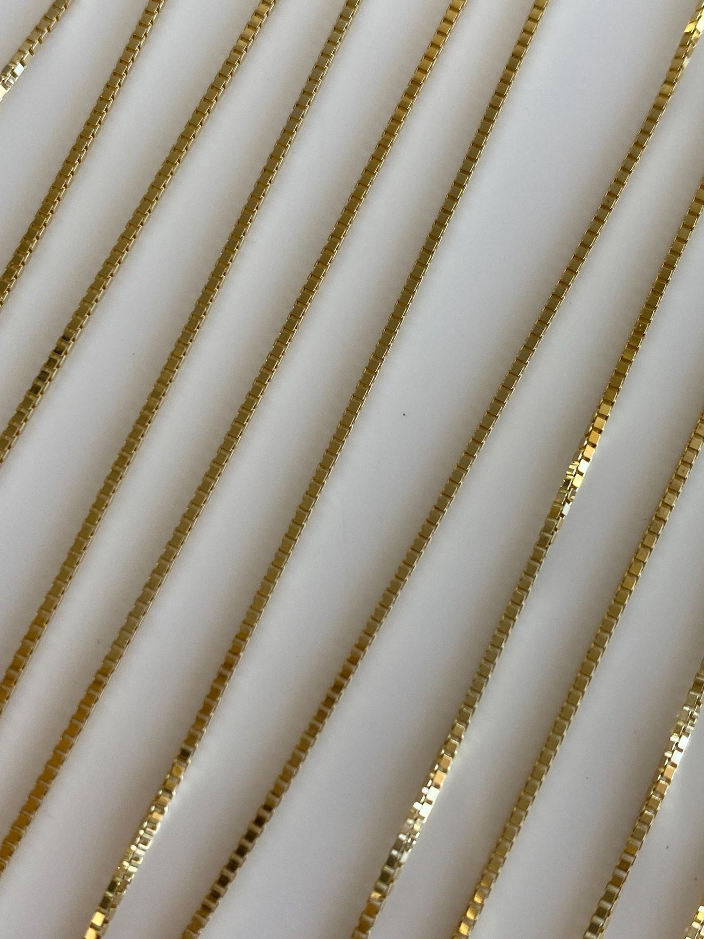 Vintage Solid 14k Yellow Gold Long Box Chain Necklace - 30.5 inches
