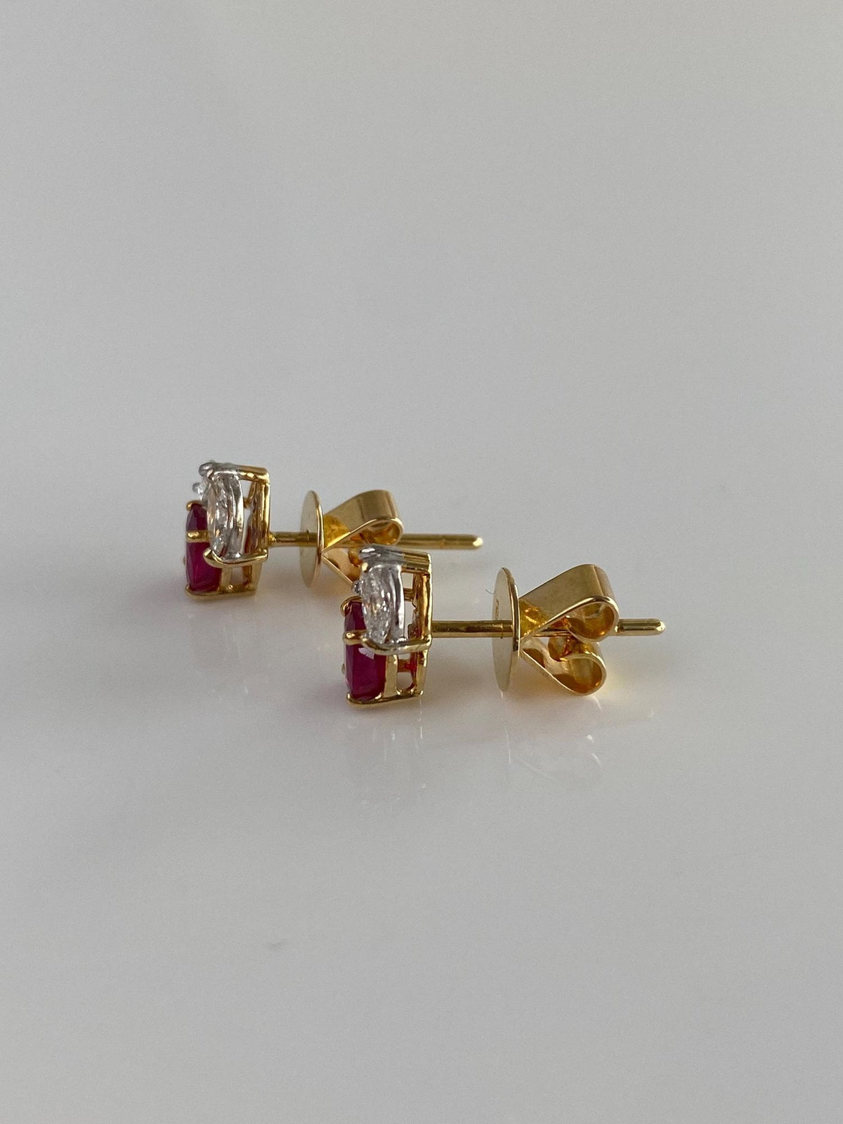 Vintage Solid 18k Yellow Gold Marquis Diamonds Ruby Stud Earrings