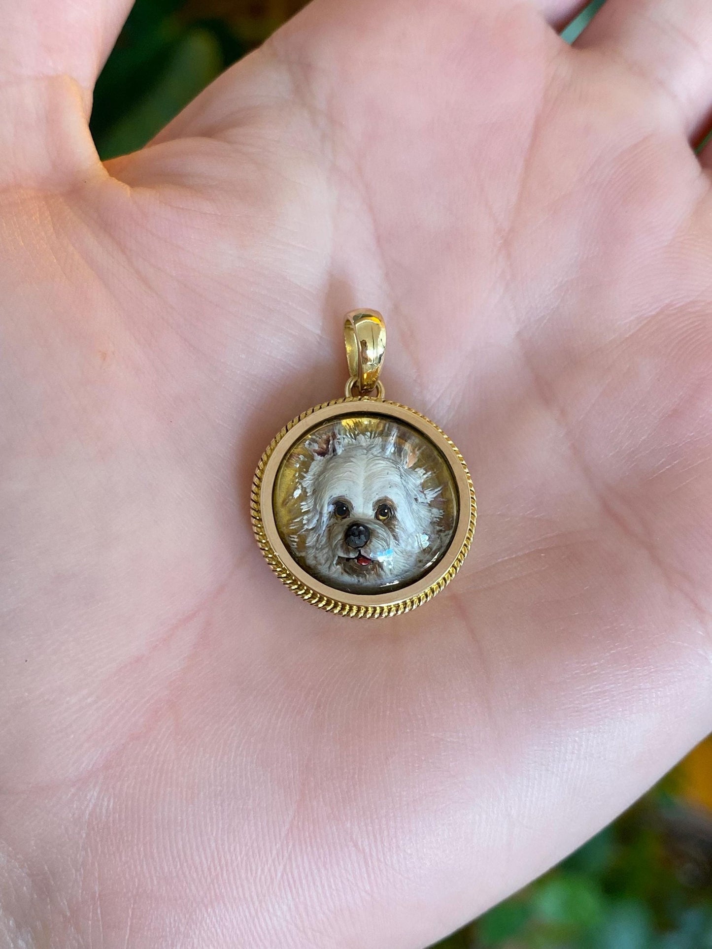 Vintage Solid 14k Yellow Gold Resin Dog Charm