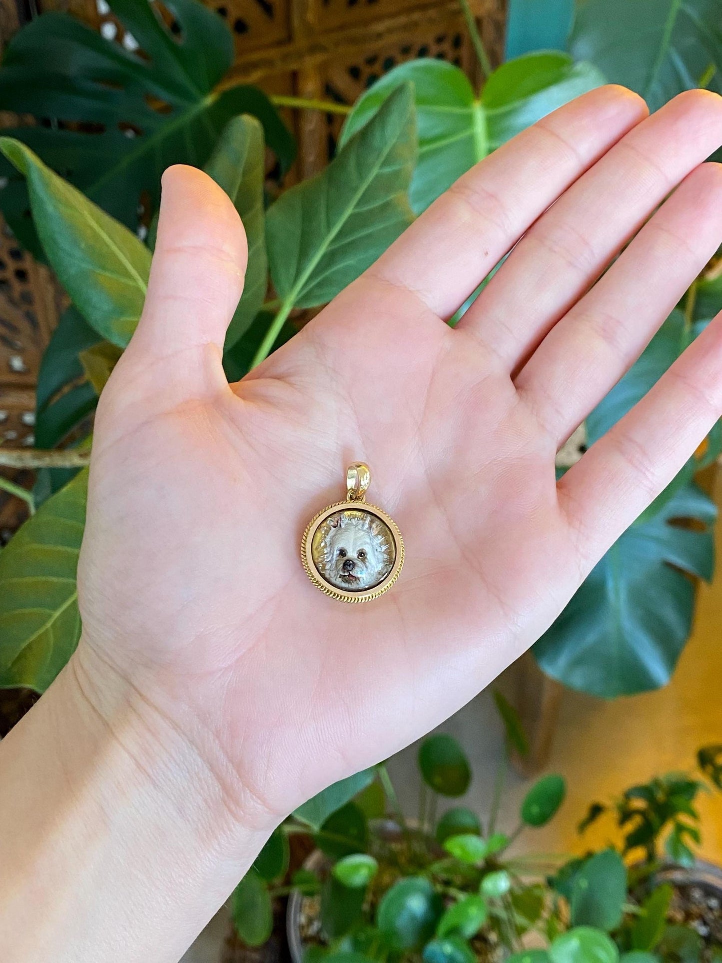 Vintage Solid 14k Yellow Gold Resin Dog Charm