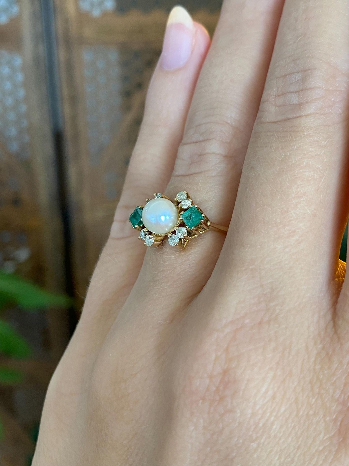 Vintage Solid 14k Yellow Gold Diamond Emerald Pearl Ring - Size 5