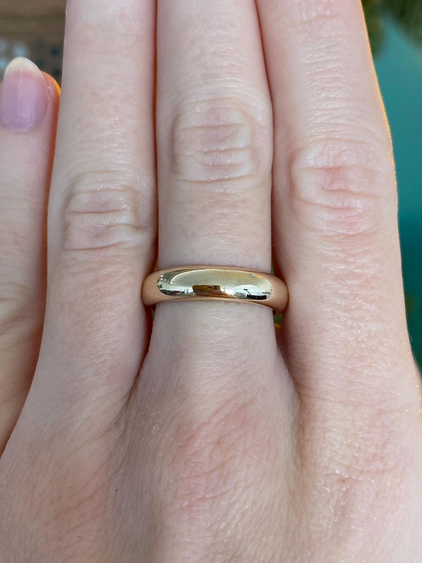 Vintage Solid 14k Yellow Gold Ring Band - Size 7.5