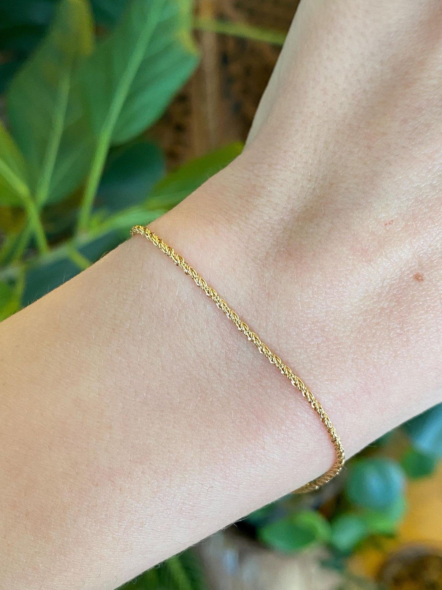 Vintage Solid 14k Yellow Gold Twist Style Chain Bracelet - 7.25 inches