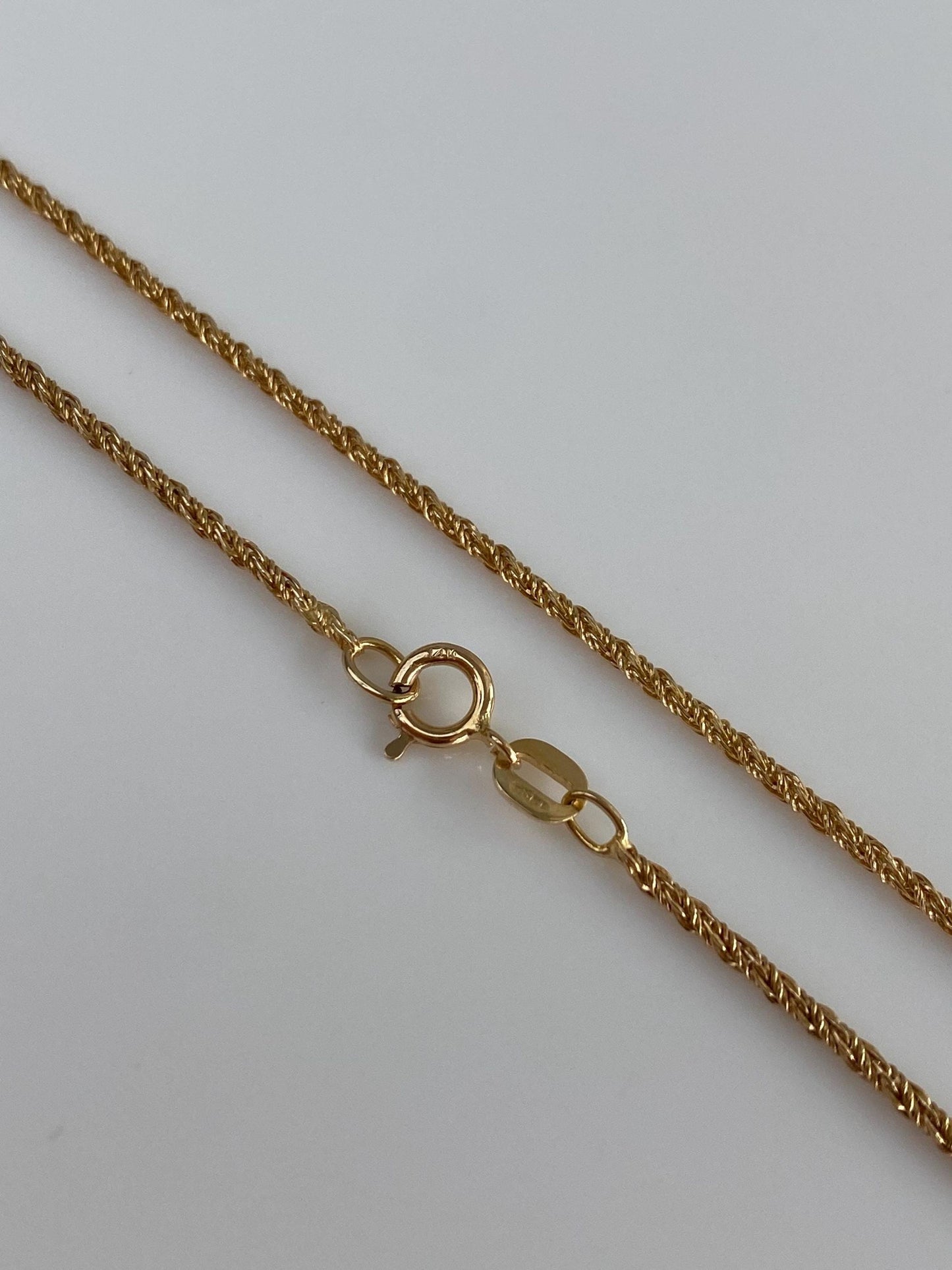 Vintage Solid 14k Yellow Gold Twist Style Chain Bracelet - 7.25 inches