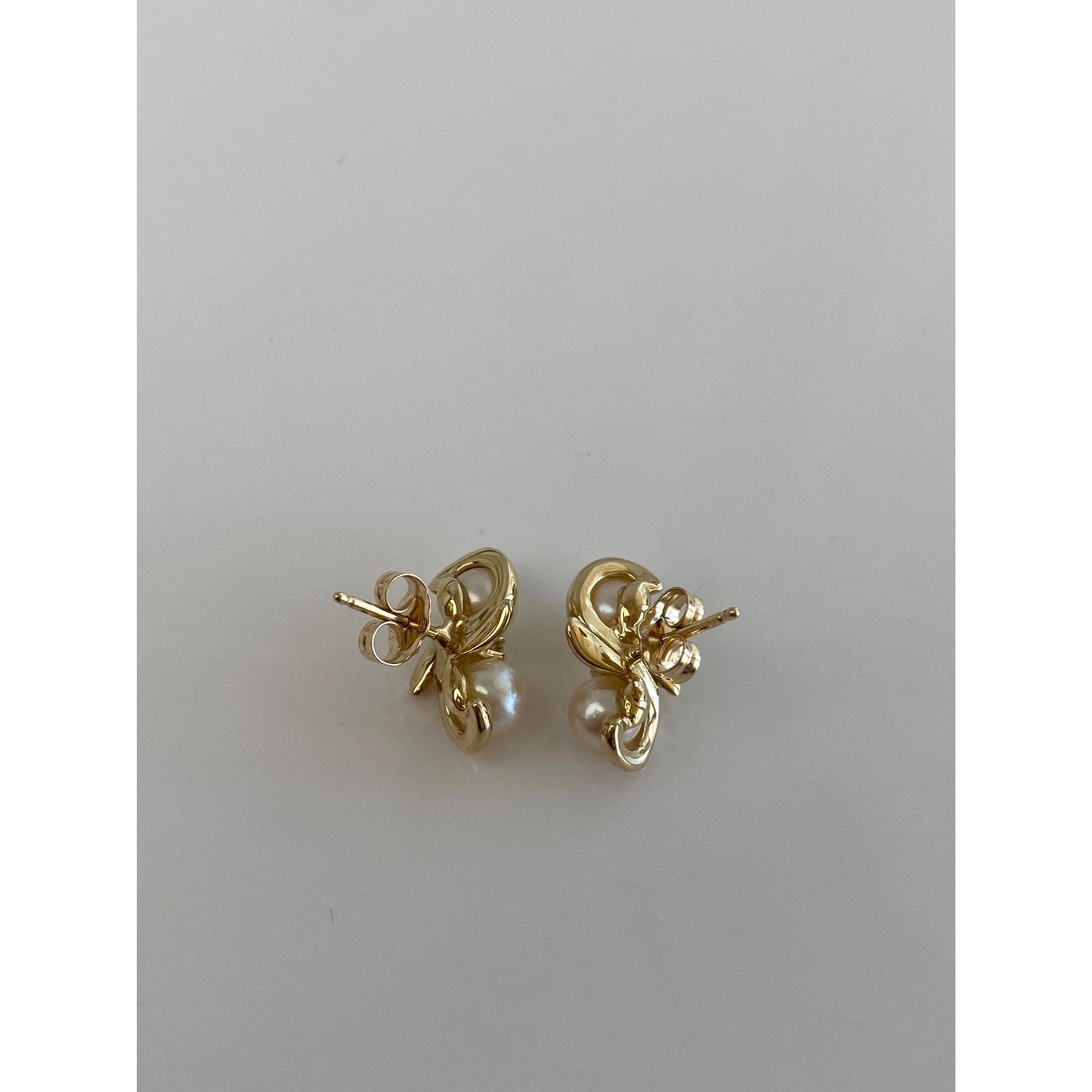 Vintage Solid 14k Yellow Gold Diamond Pearls Stud Earrings