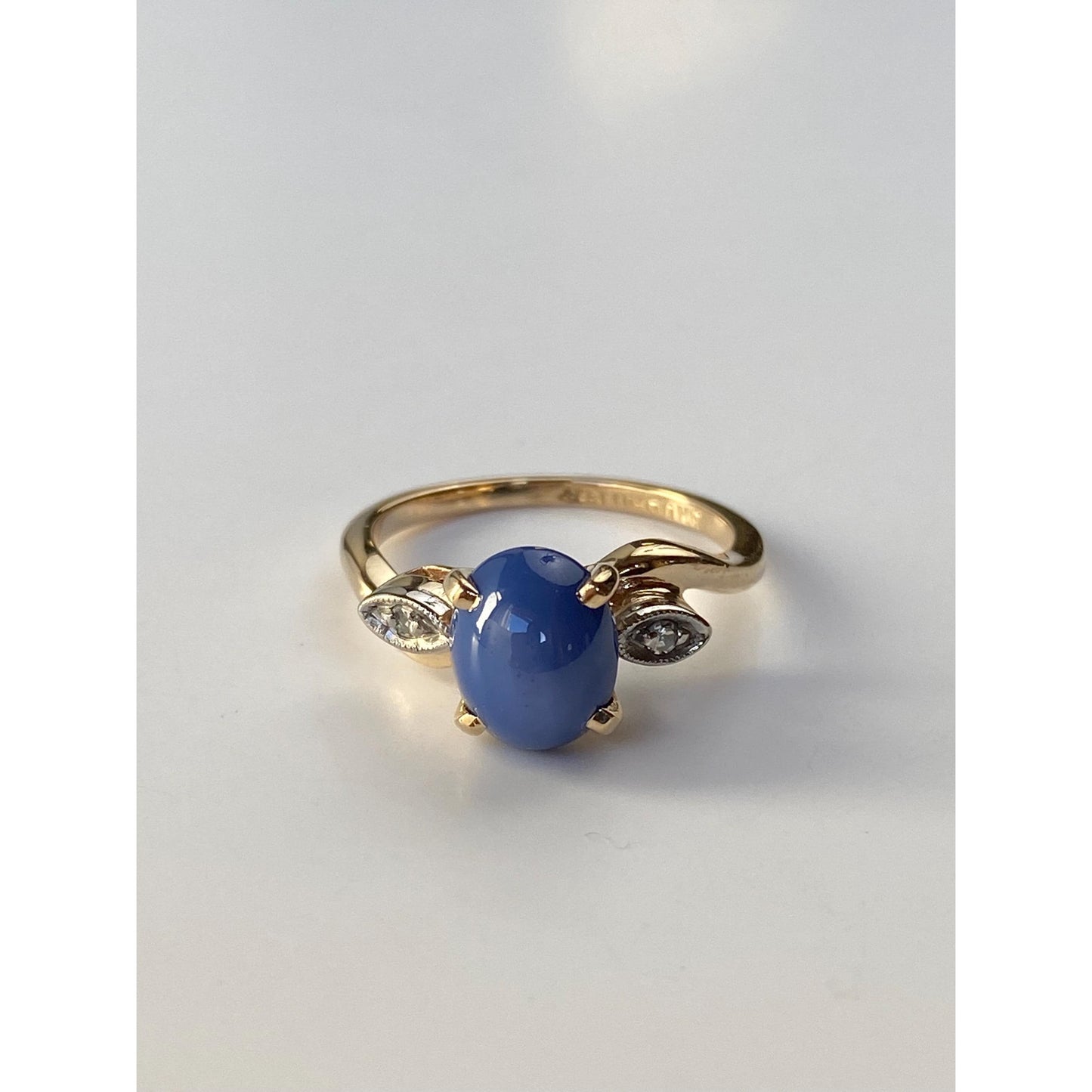 Vintage Solid 14k White & Yellow Gold Blue Star Sapphire Diamond Ring - Size 5.75
