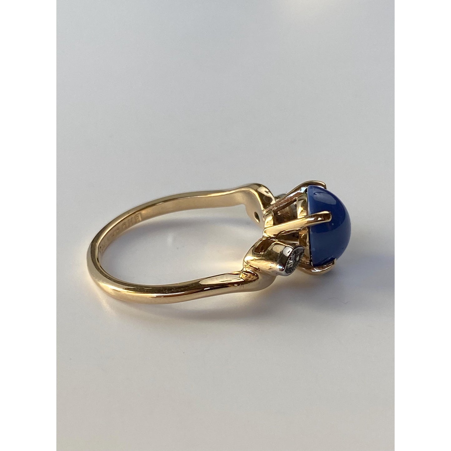 Vintage Solid 14k White & Yellow Gold Blue Star Sapphire Diamond Ring - Size 5.75