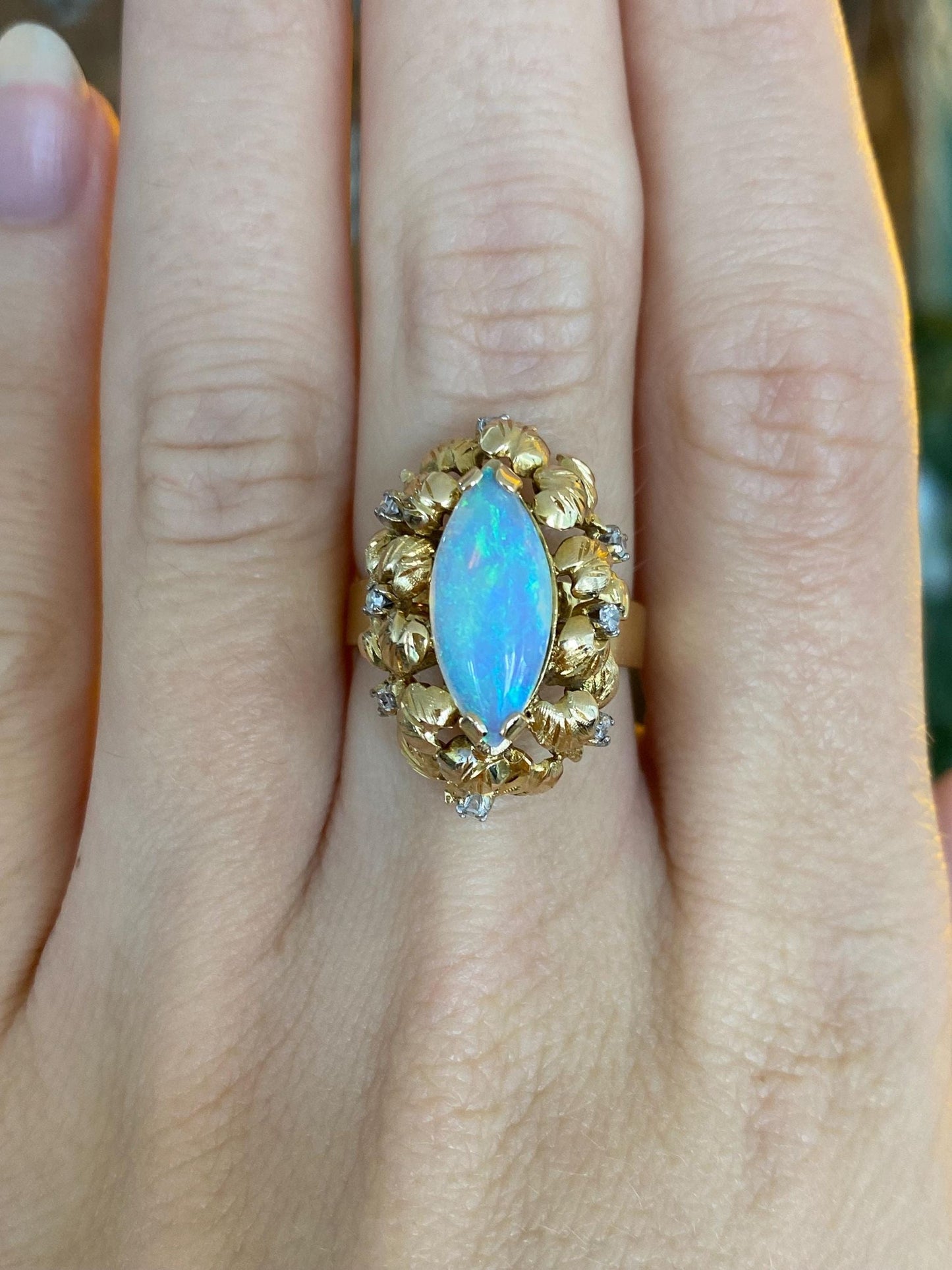 Vintage Solid 14k Yellow Gold Marquis Opal Diamond Leaves Ring - Size 6.25