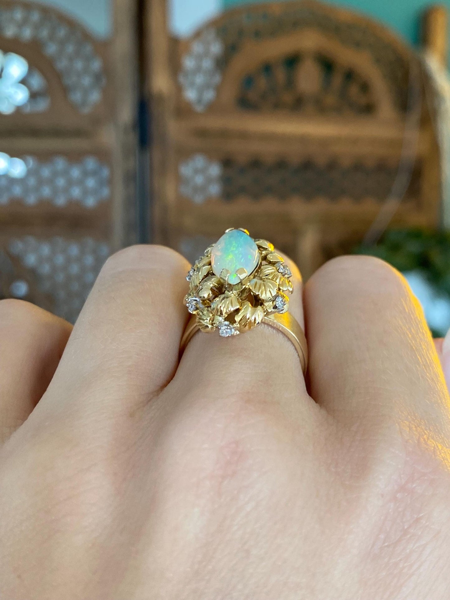 Vintage Solid 14k Yellow Gold Marquis Opal Diamond Leaves Ring - Size 6.25