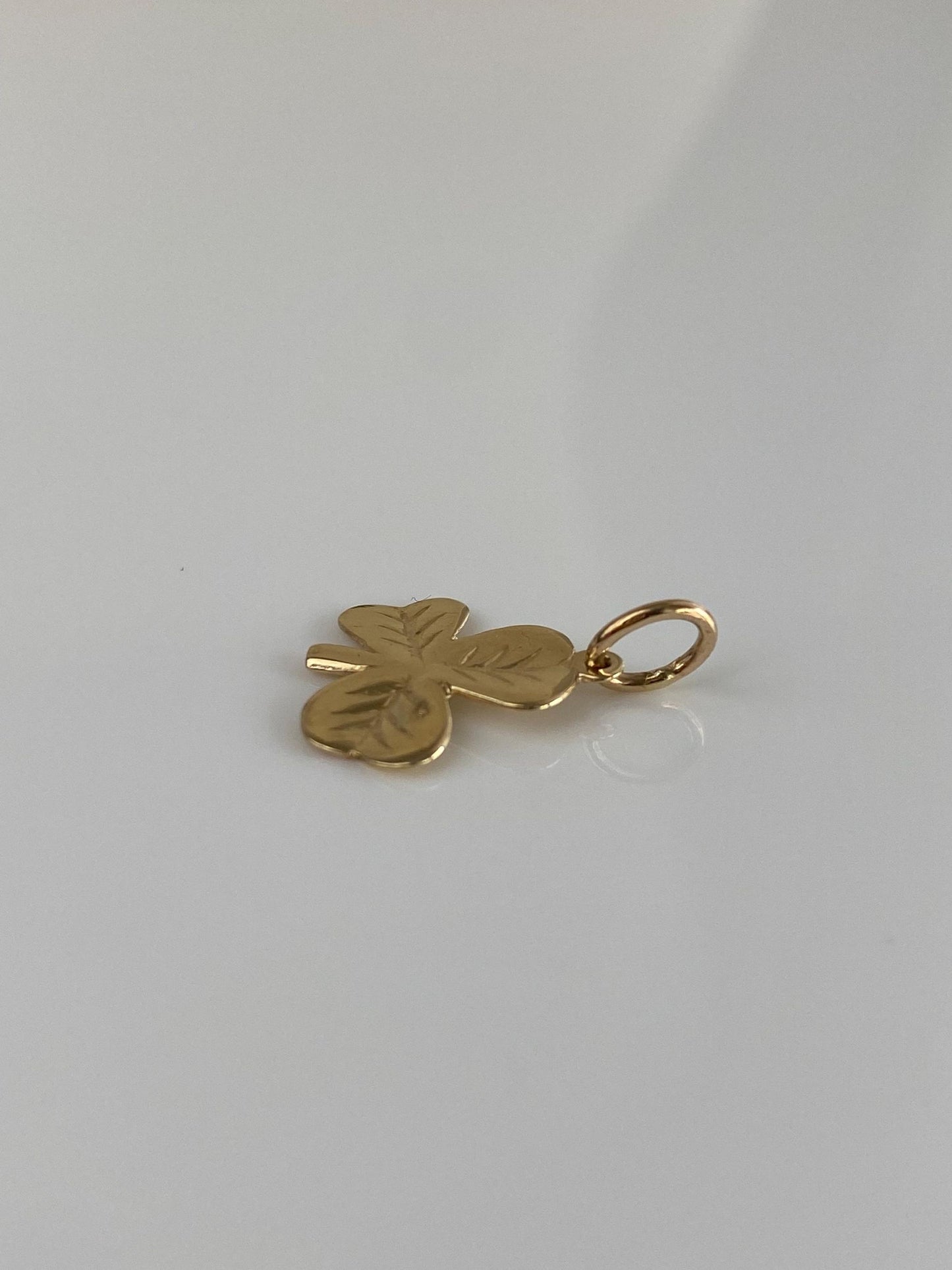 Vintage Solid 9k Yellow Gold Clover Charm