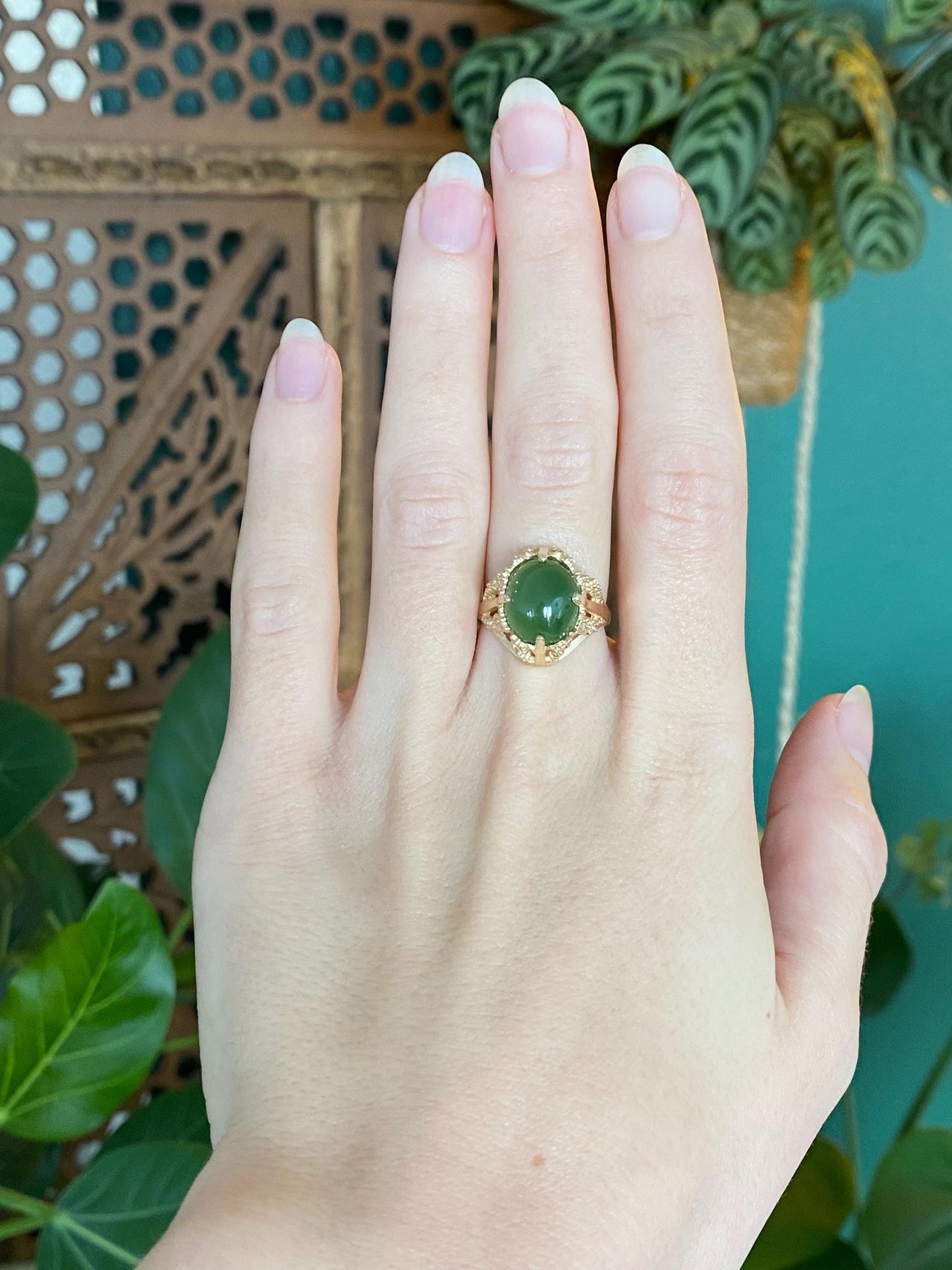 Vintage Solid 10k Yellow Gold Nephrite Ring - Size 6.25