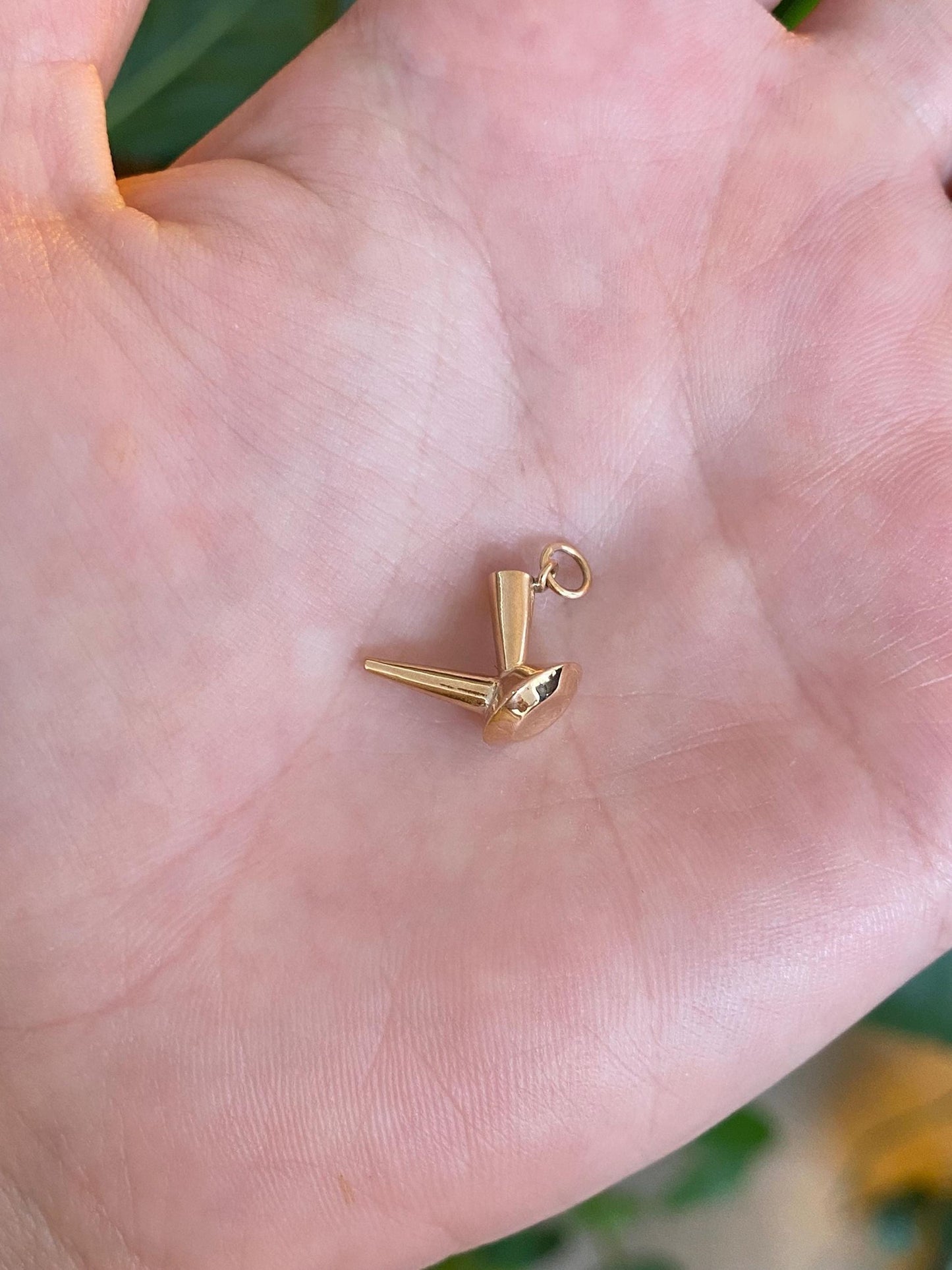 Vintage 18k Yellow Gold Special Funnel Charm