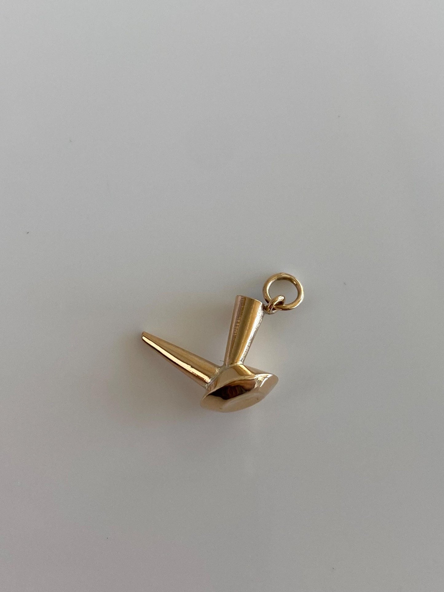 Vintage 18k Yellow Gold Special Funnel Charm