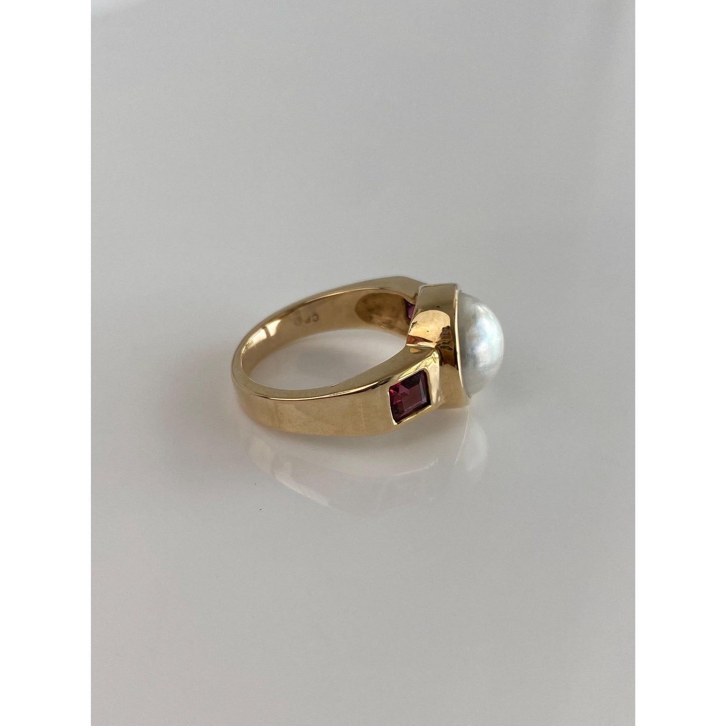 Vintage Solid 14k Yellow Gold Pink Tourmaline Mabe Pearl Ring - Size 7