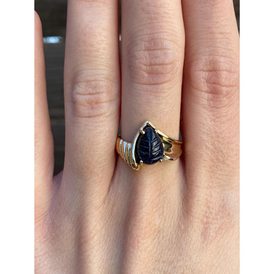 Vintage Solid 10k Yellow Gold Carved Blue Sapphire Ring - Size 7.75
