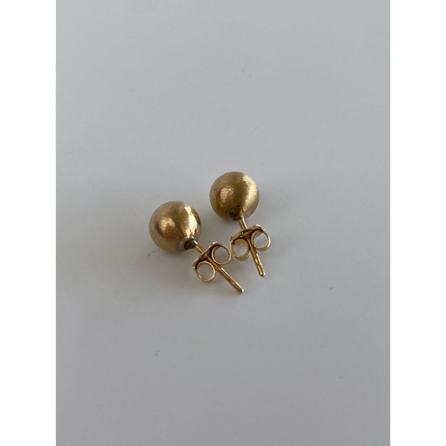 Vintage 14k Yellow Gold Satin Ball Stud Earrings
