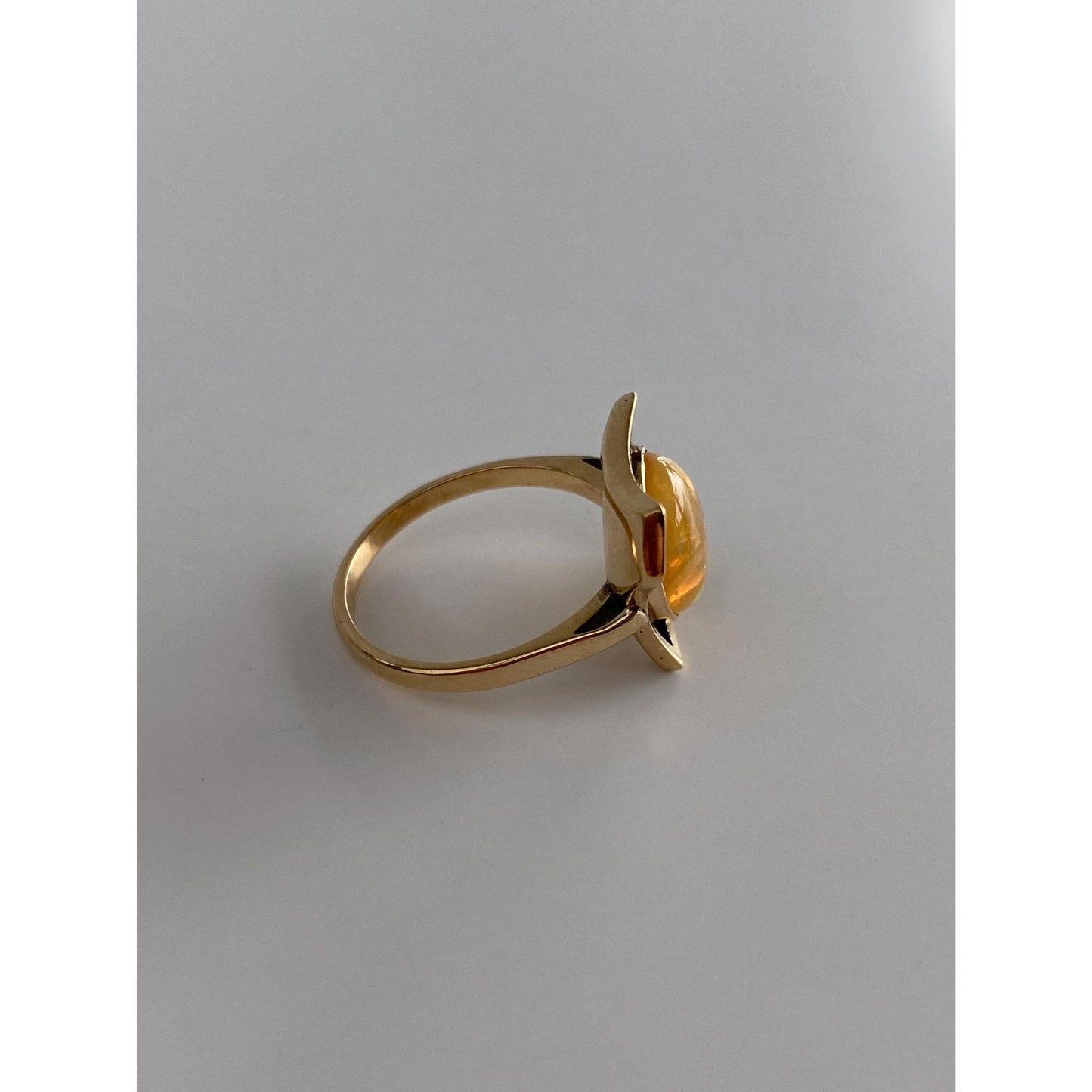 Vintage Solid 14k Yellow Gold Mexican Fire Opal Ring Band - Size 5.75