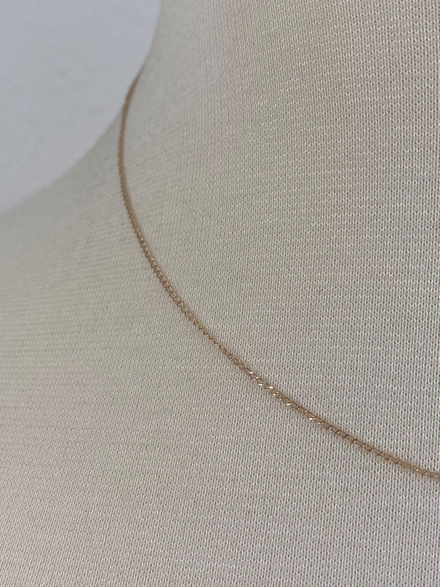 Vintage Solid 14k Yellow Gold Dainty Curb Chain Necklace - 16.5 inches