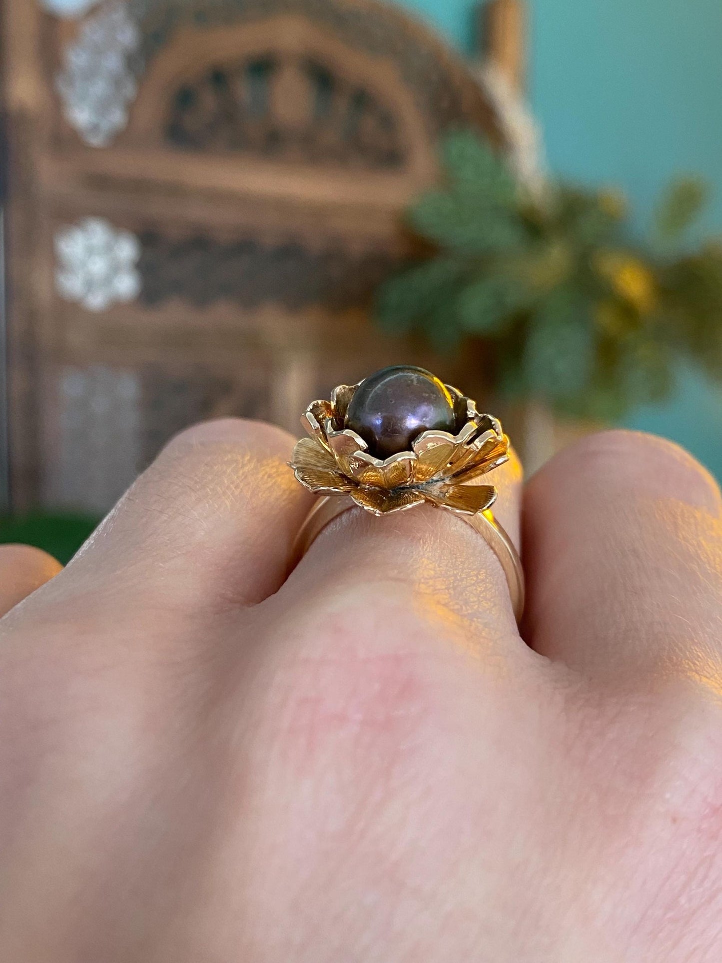 Vintage Solid 14k Yellow Gold Peacock Pearl Flower Ring - Size 6